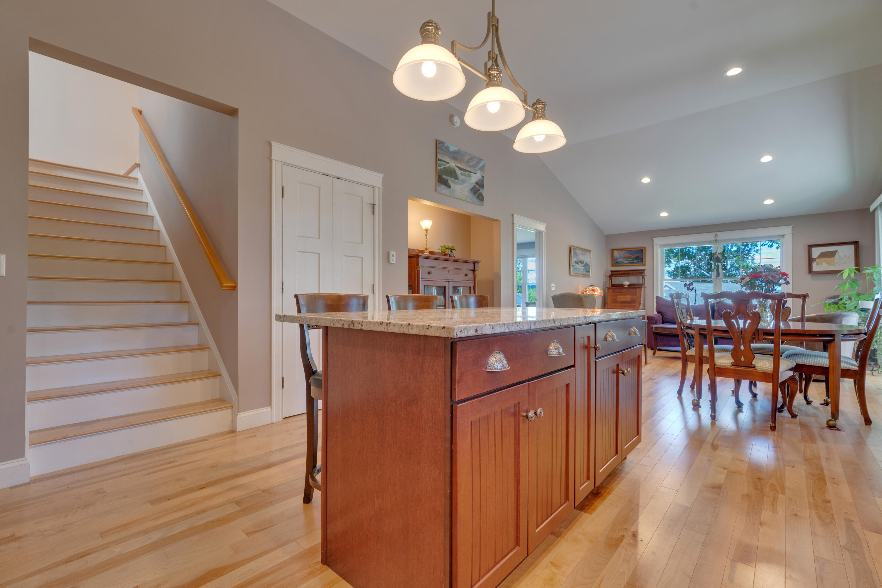 25 Callaway Drive, 25B
