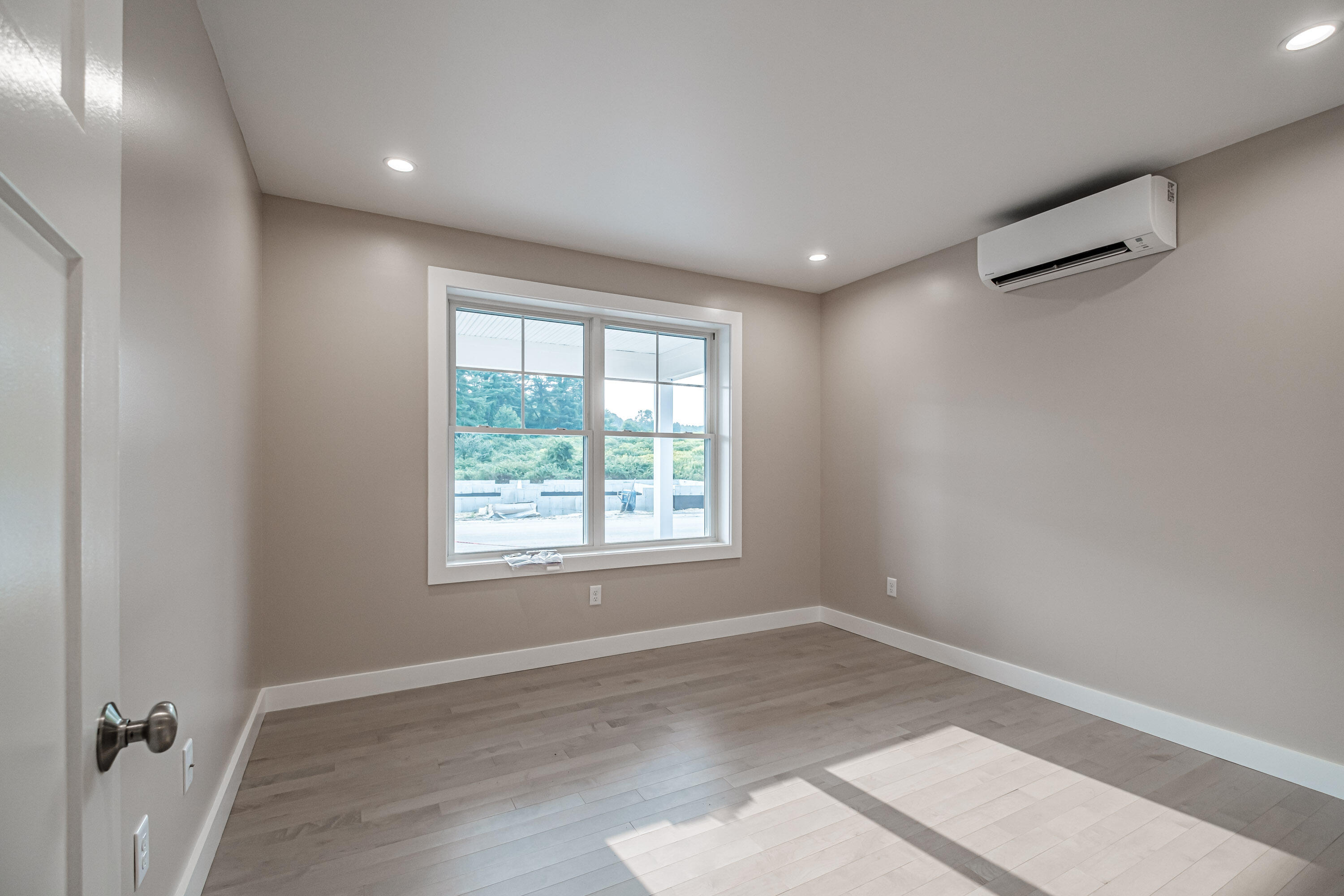 130 Brooks Edge Farm Road, 77