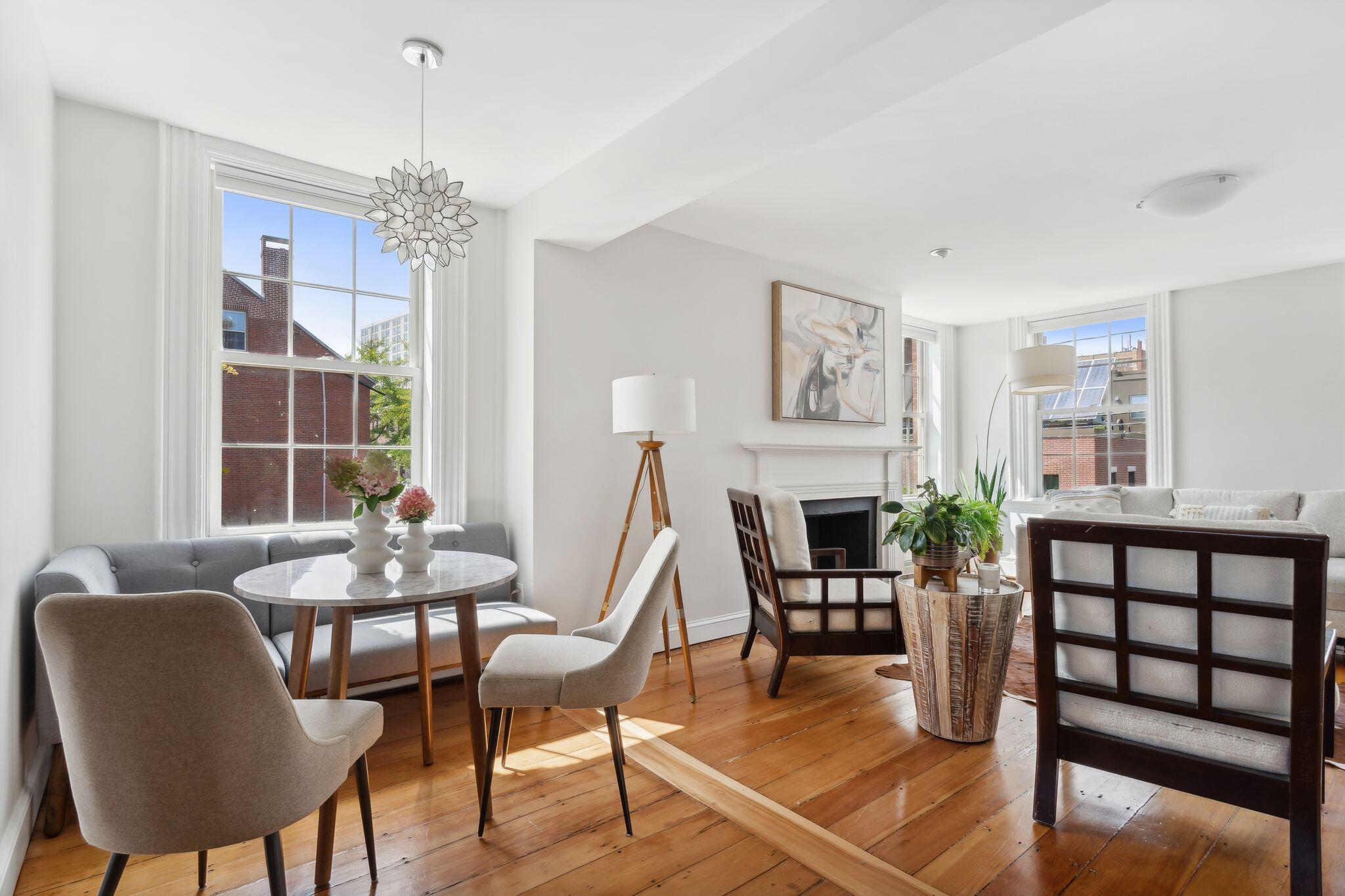 32 Pleasant Street, 2