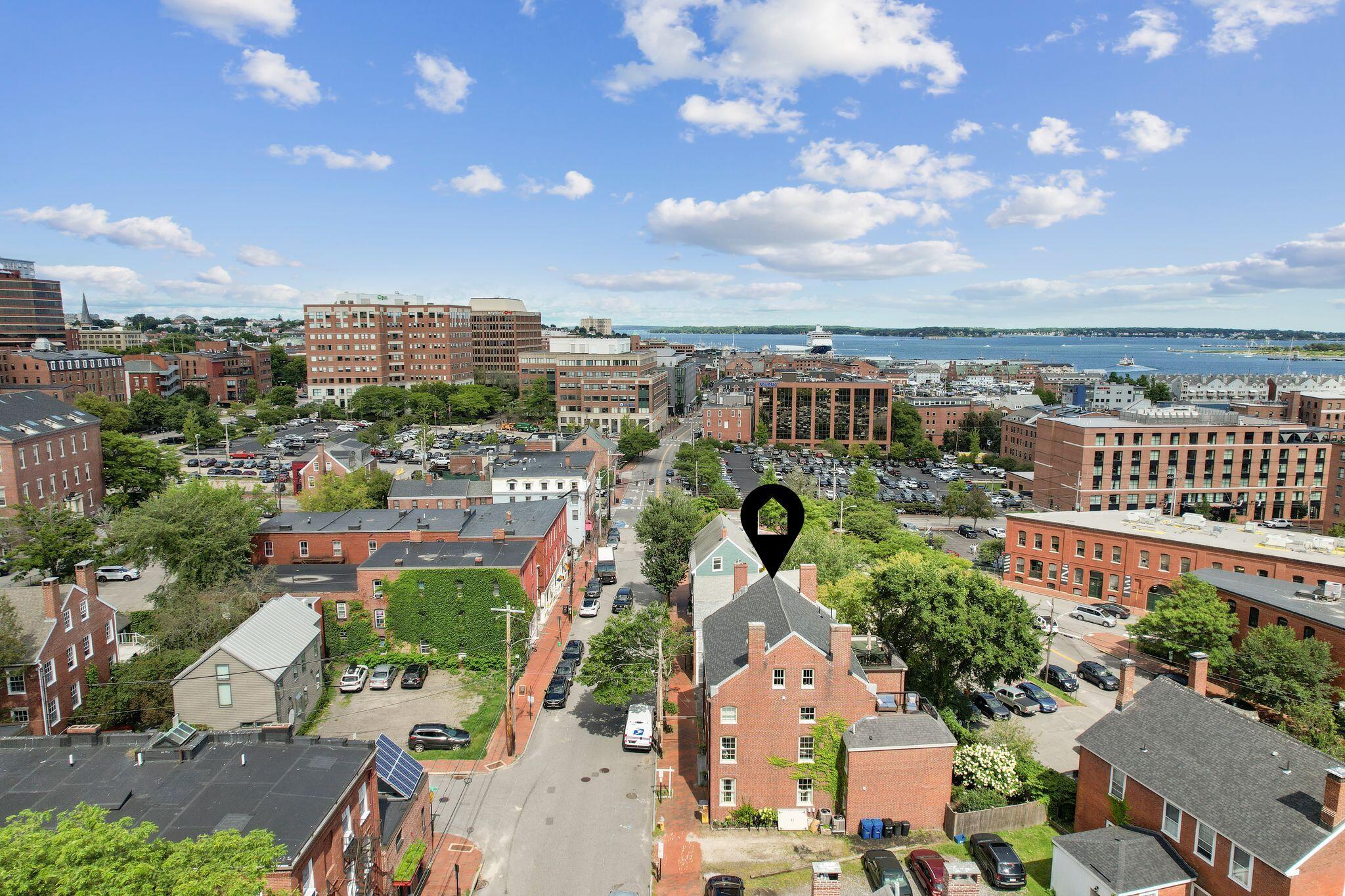 32 Pleasant Street, 2