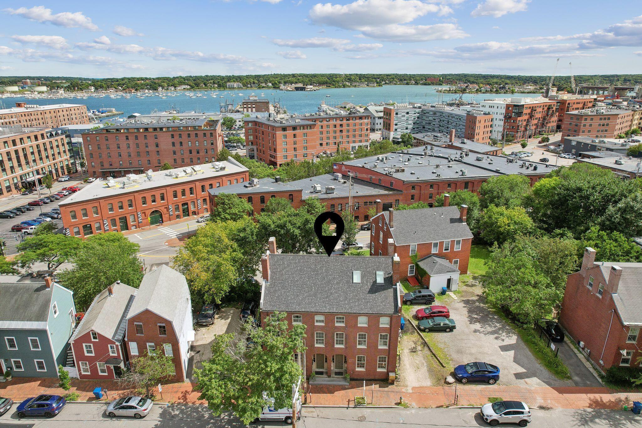 32 Pleasant Street, 2