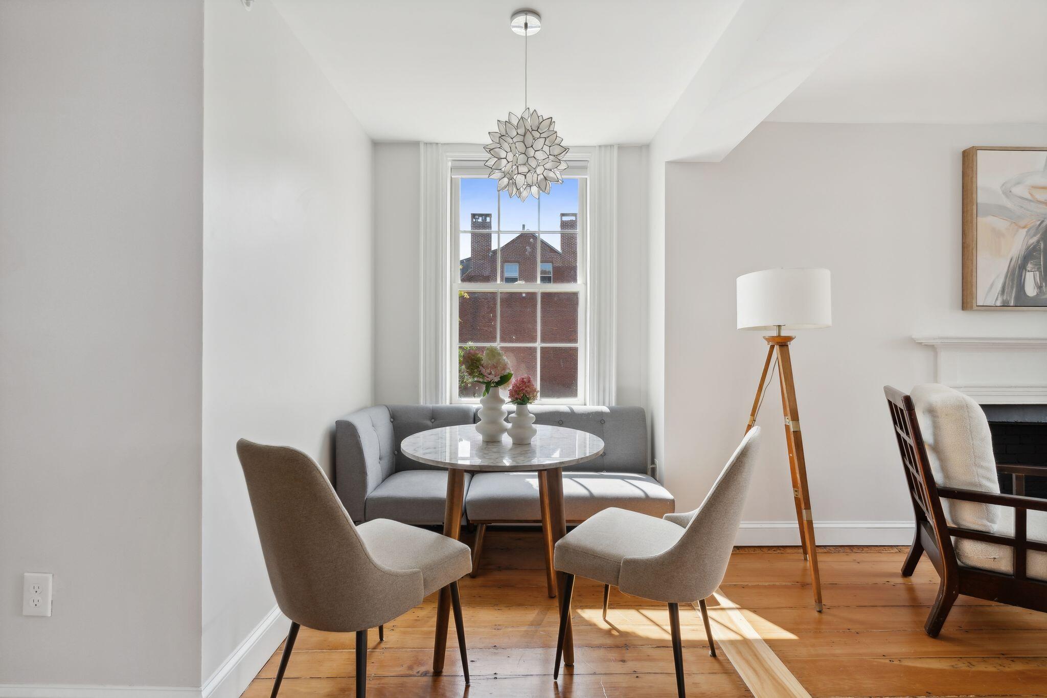 32 Pleasant Street, 2