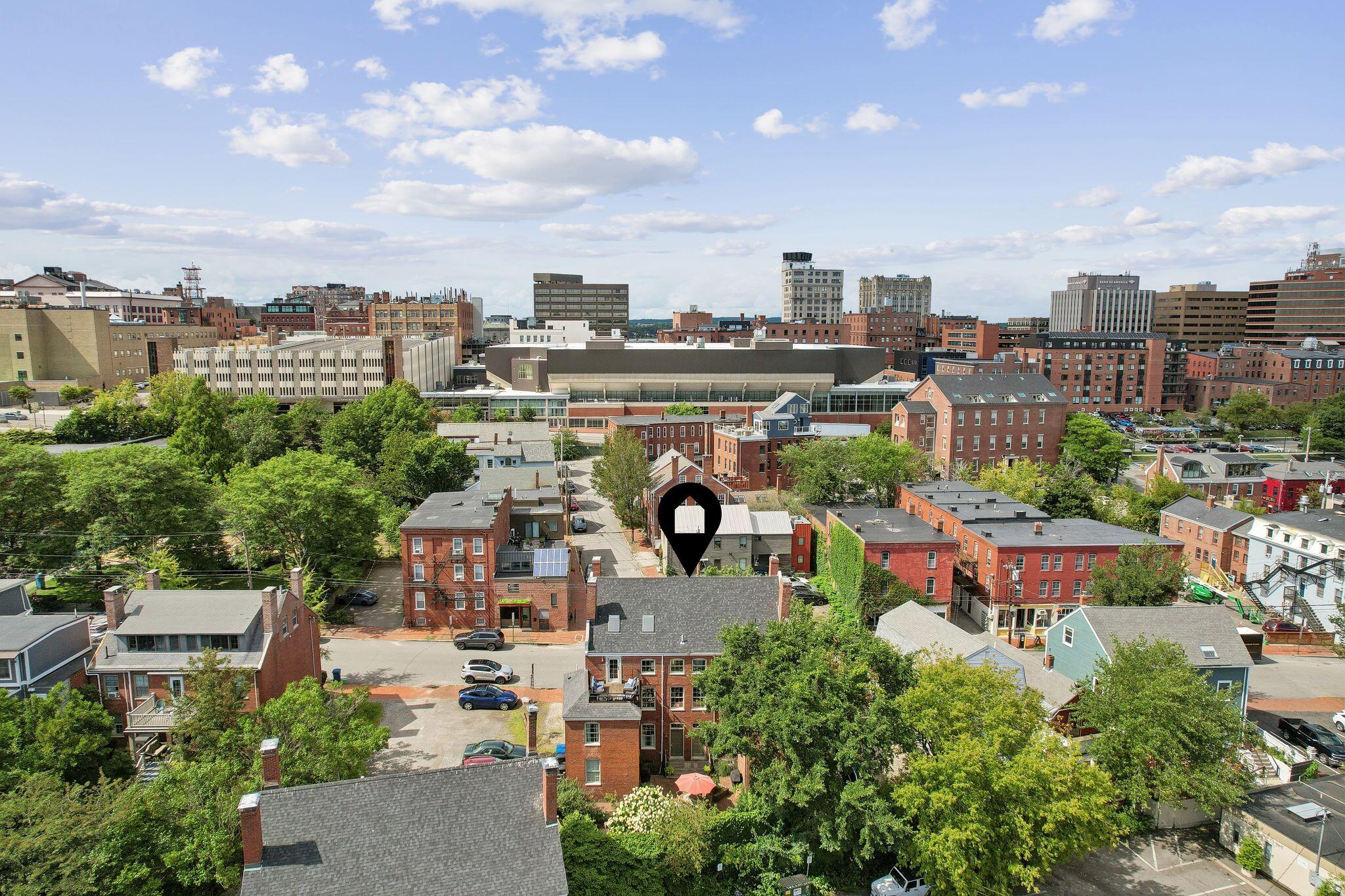 32 Pleasant Street, 2