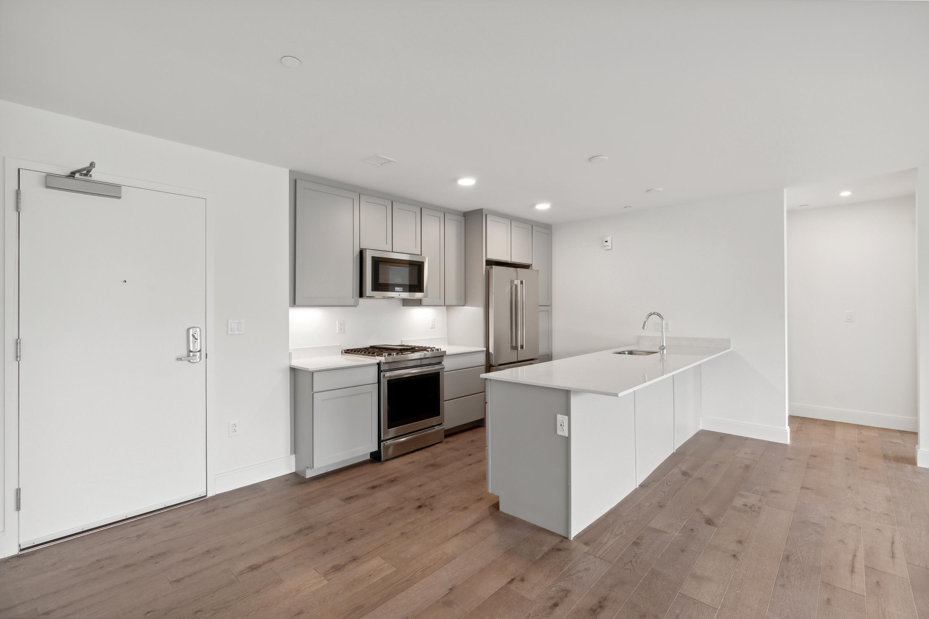 218 Washington Avenue, 209