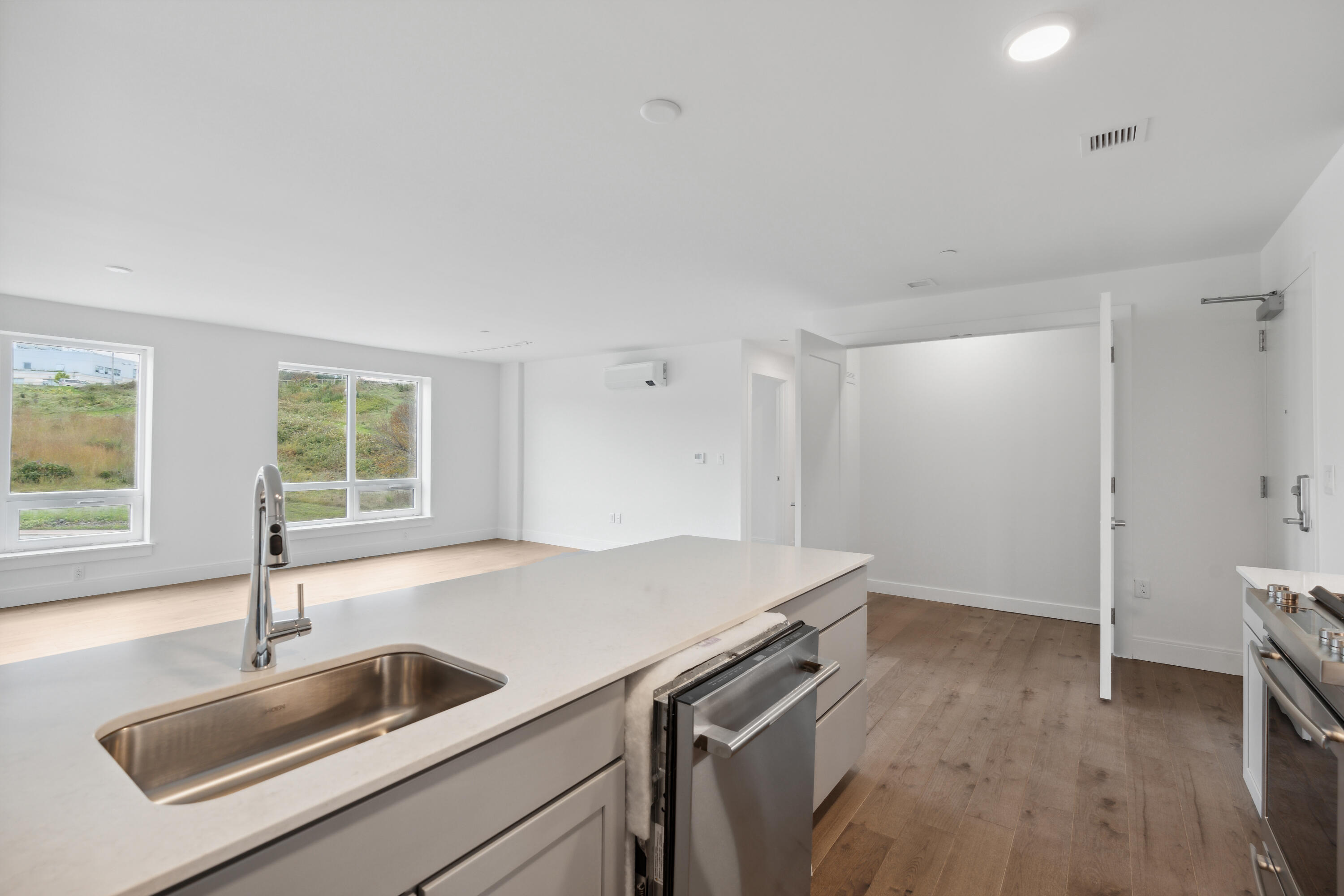 218 Washington Avenue, 209