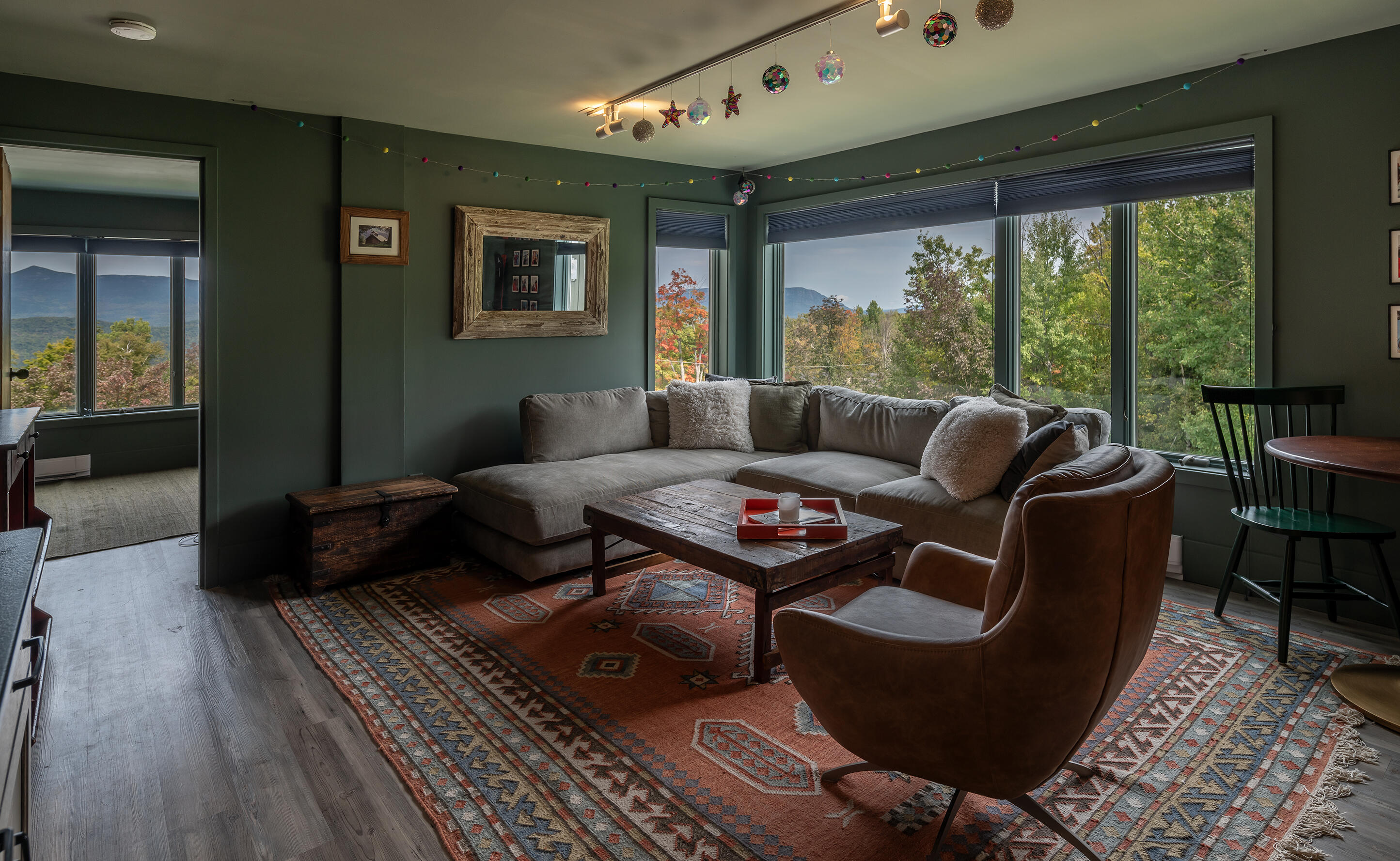 2207 Adams Mountain Road, 2207