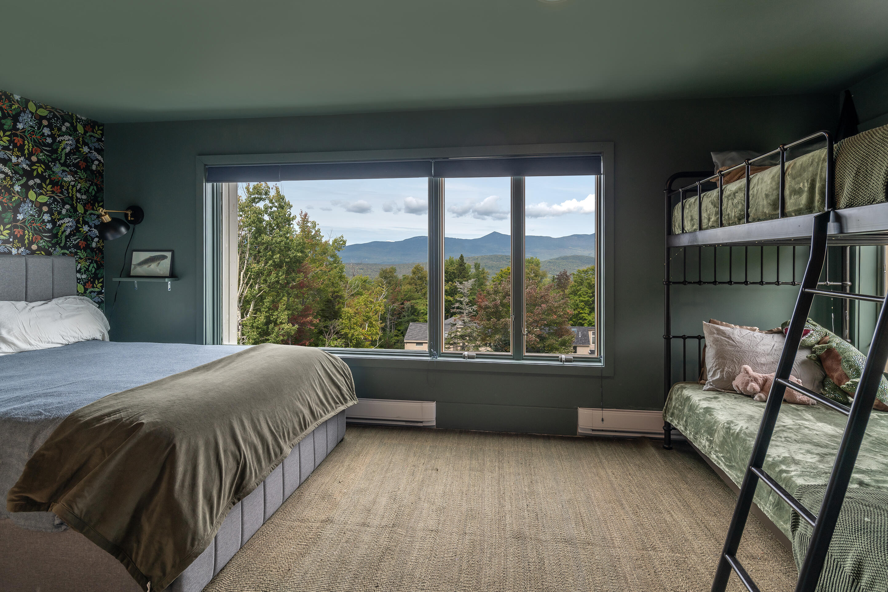 2207 Adams Mountain Road, 2207