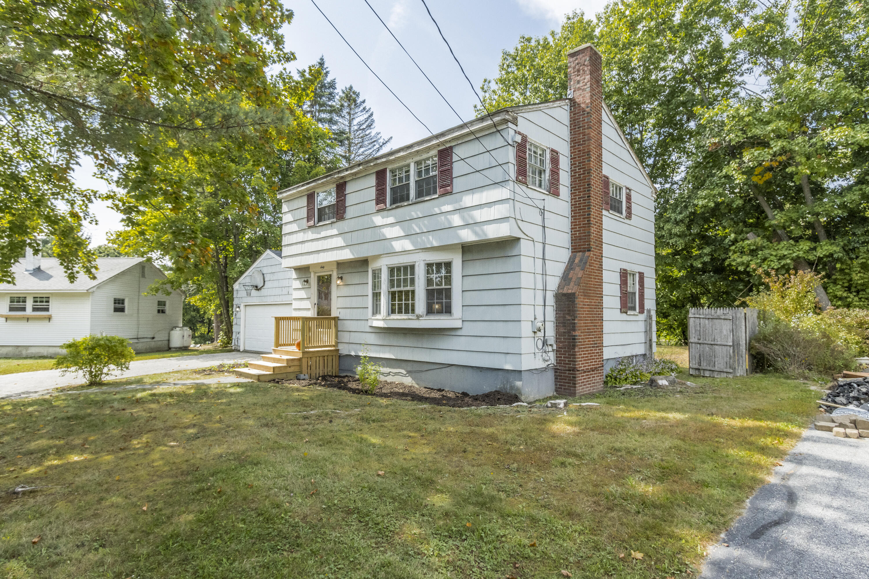 60 Alden Circle