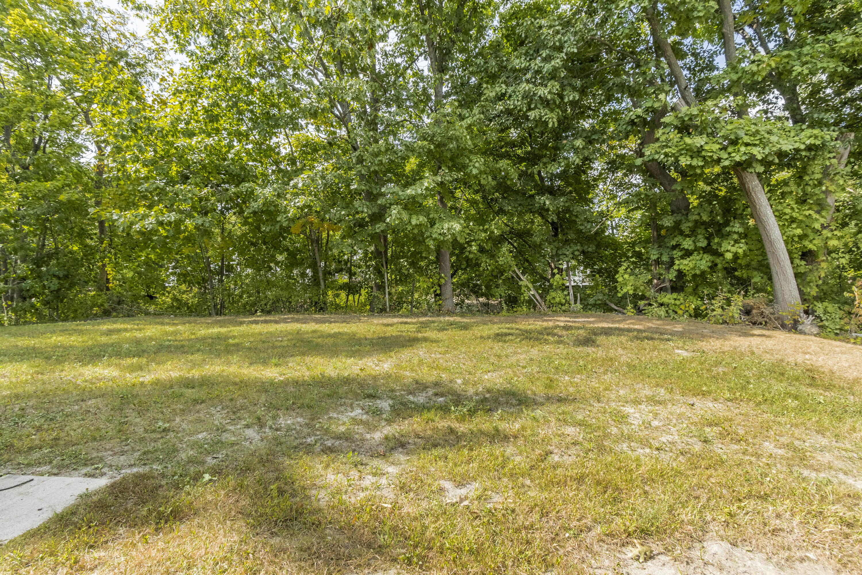 60 Alden Circle