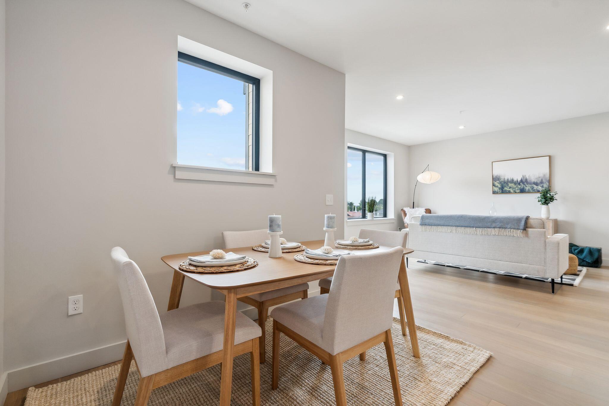 75 Chestnut Street, 707