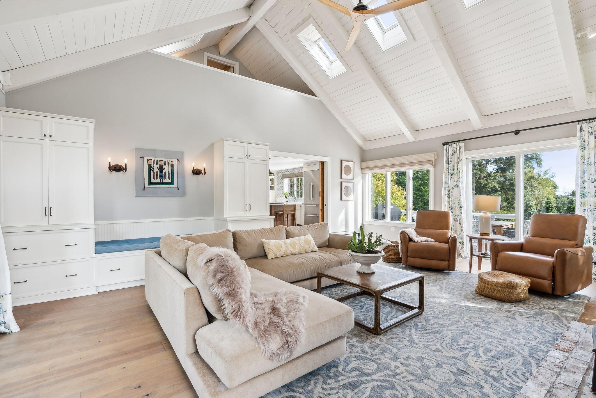 2 Masefield Terrace