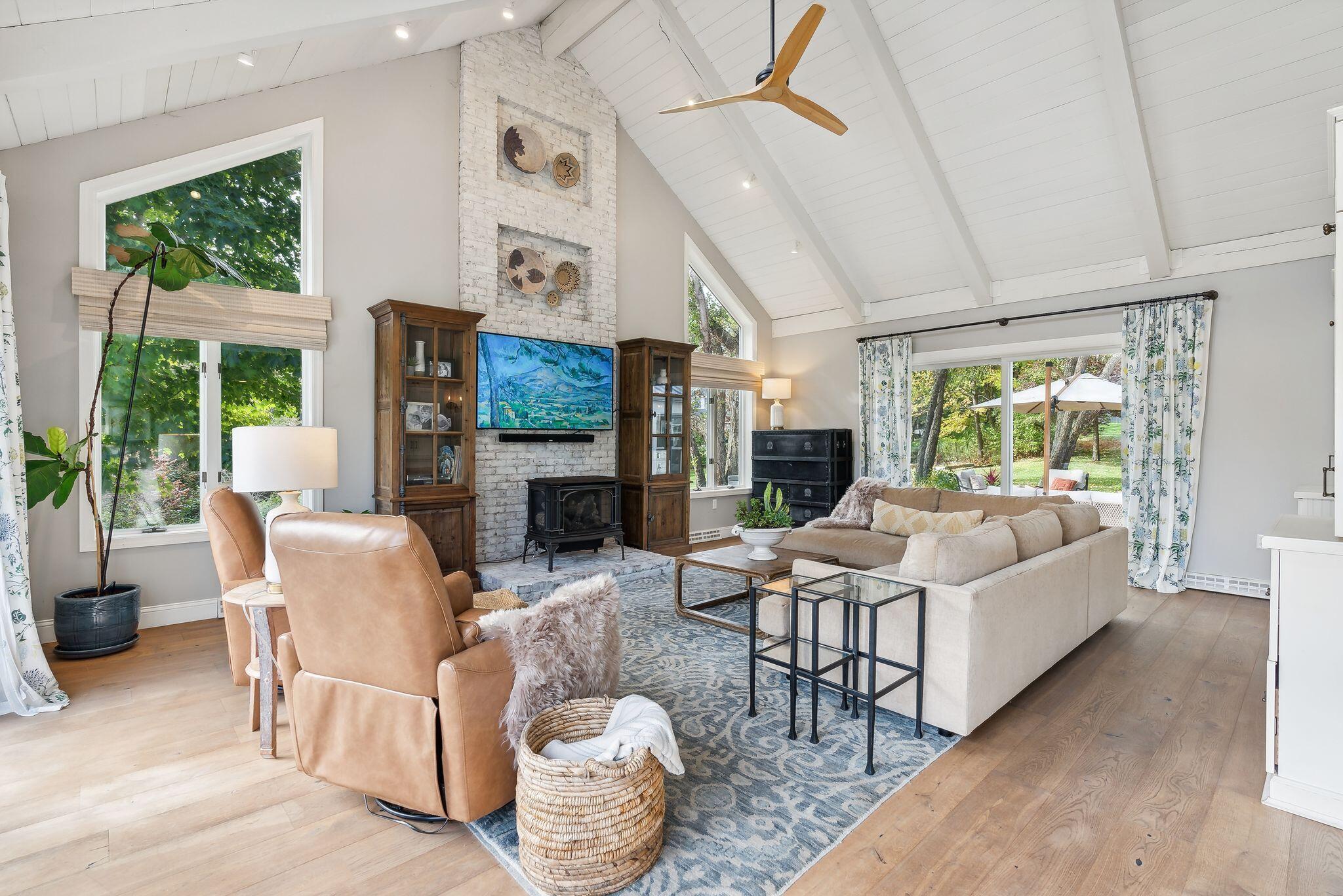 2 Masefield Terrace