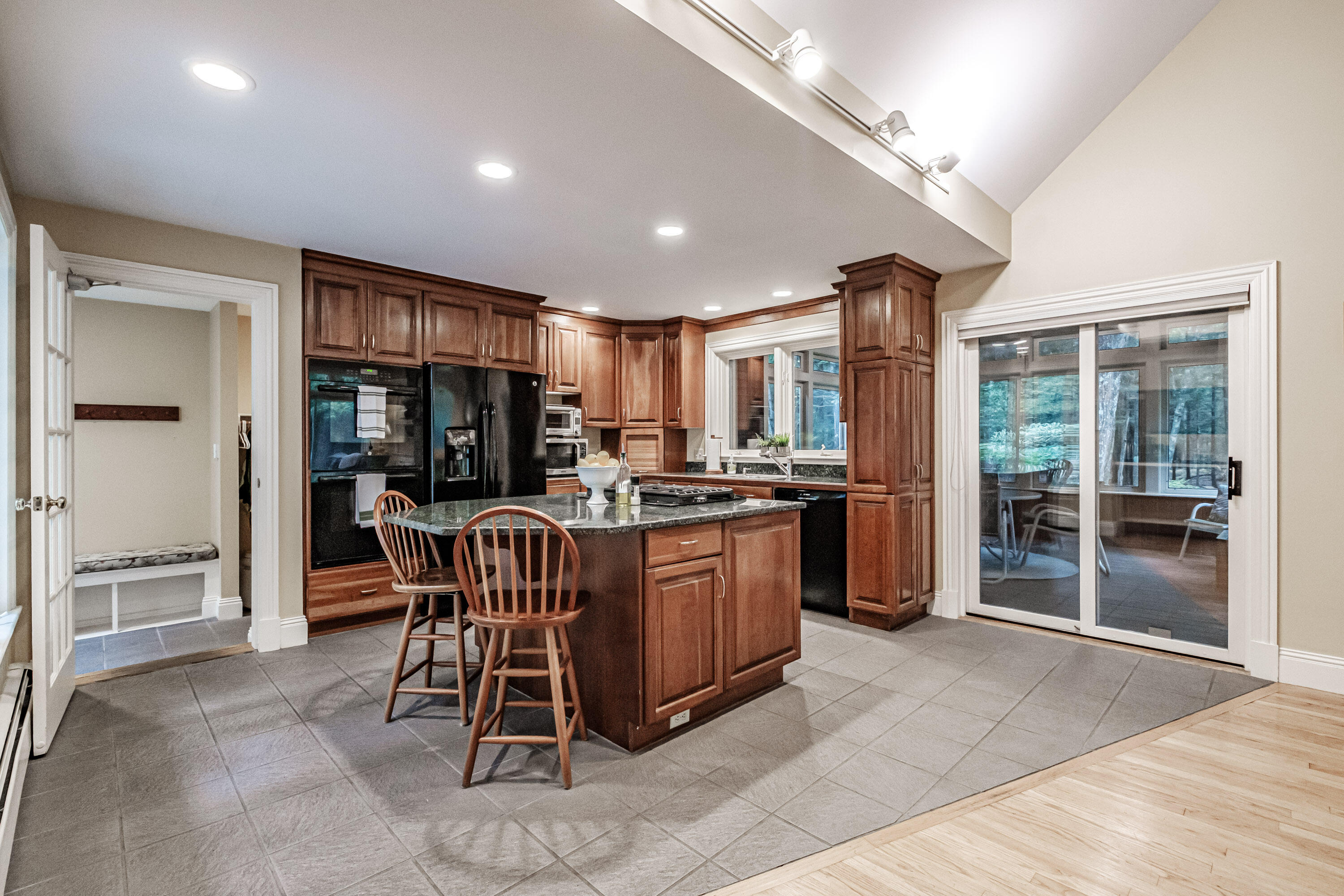 3 Dunham Pond Lane