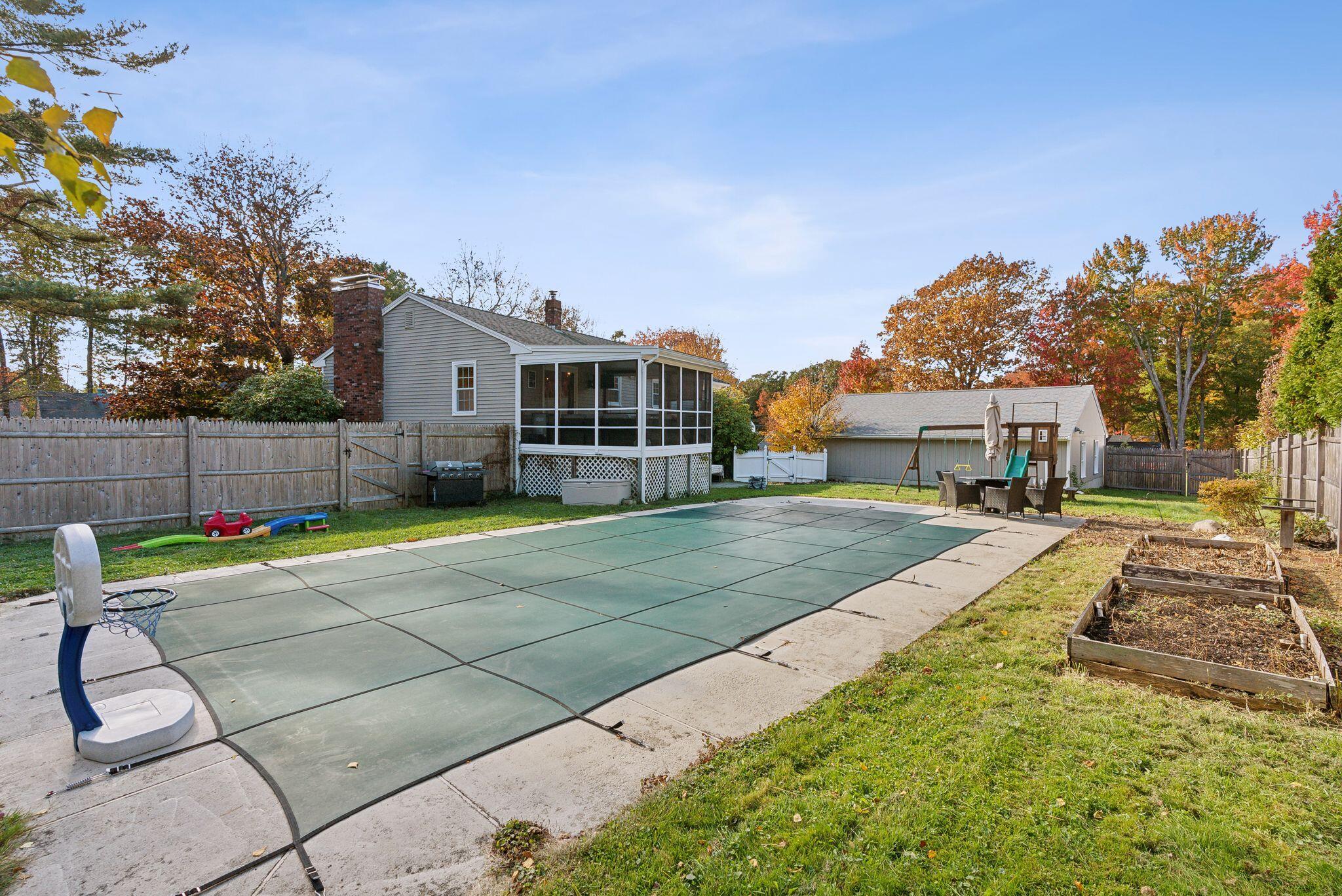 3 Plymouth Drive
