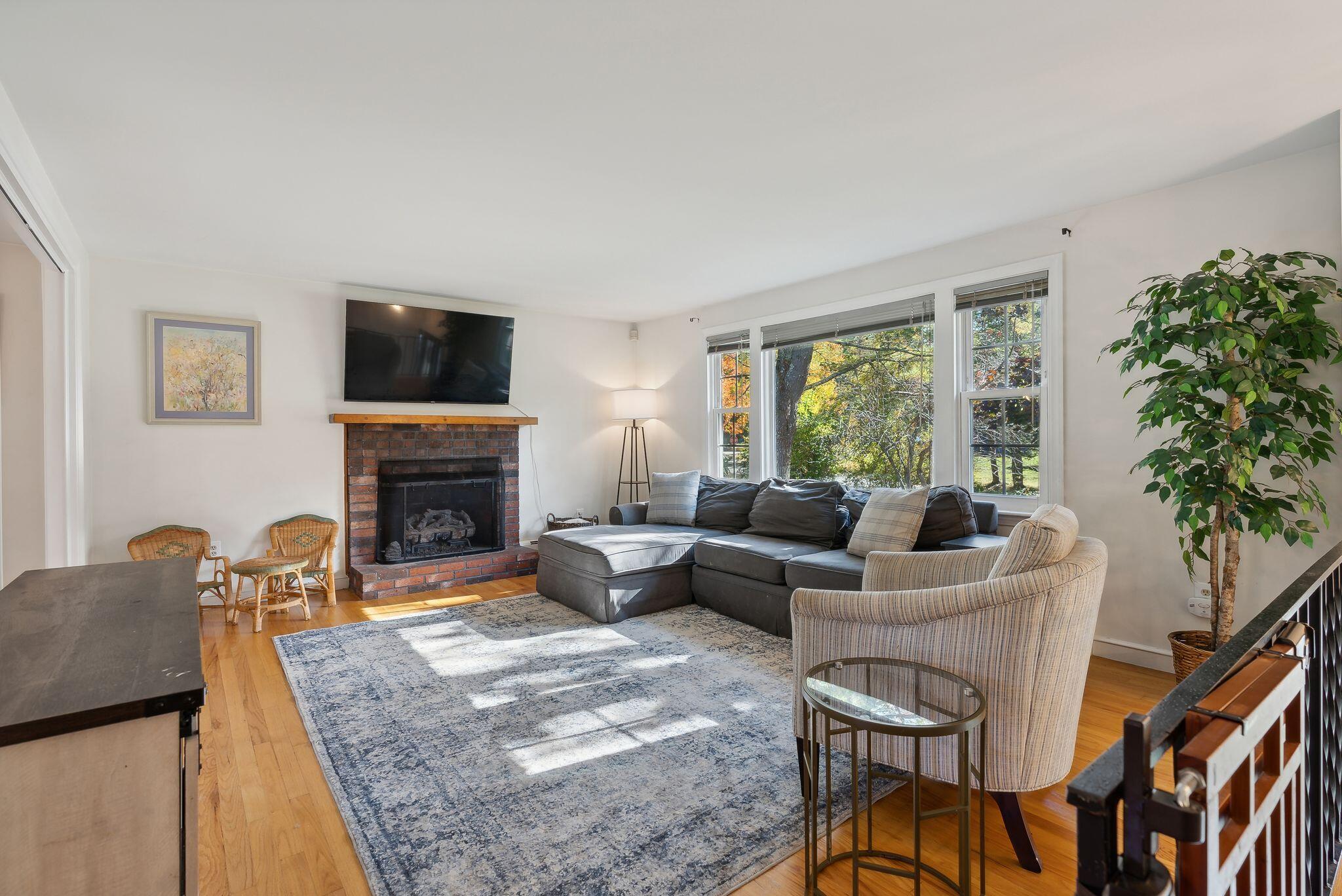 3 Plymouth Drive