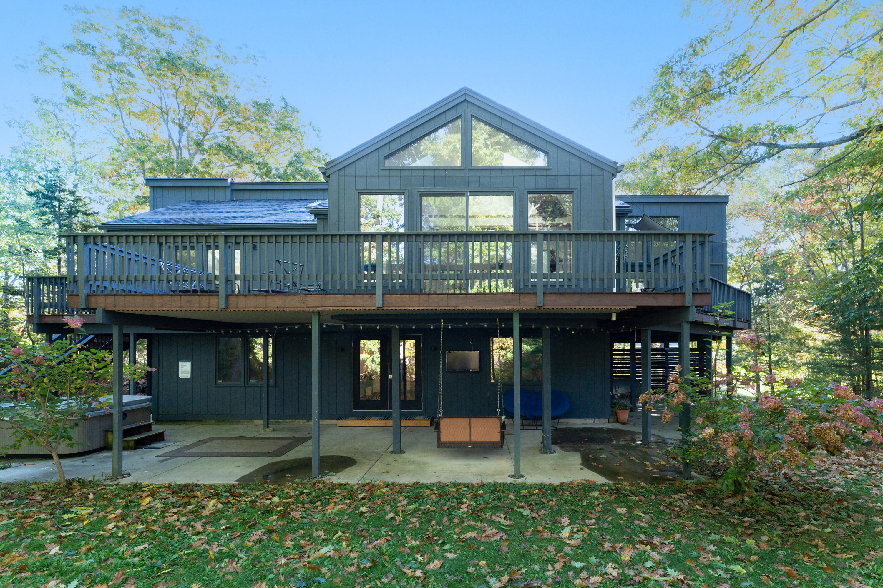 32 Broad Cove Road