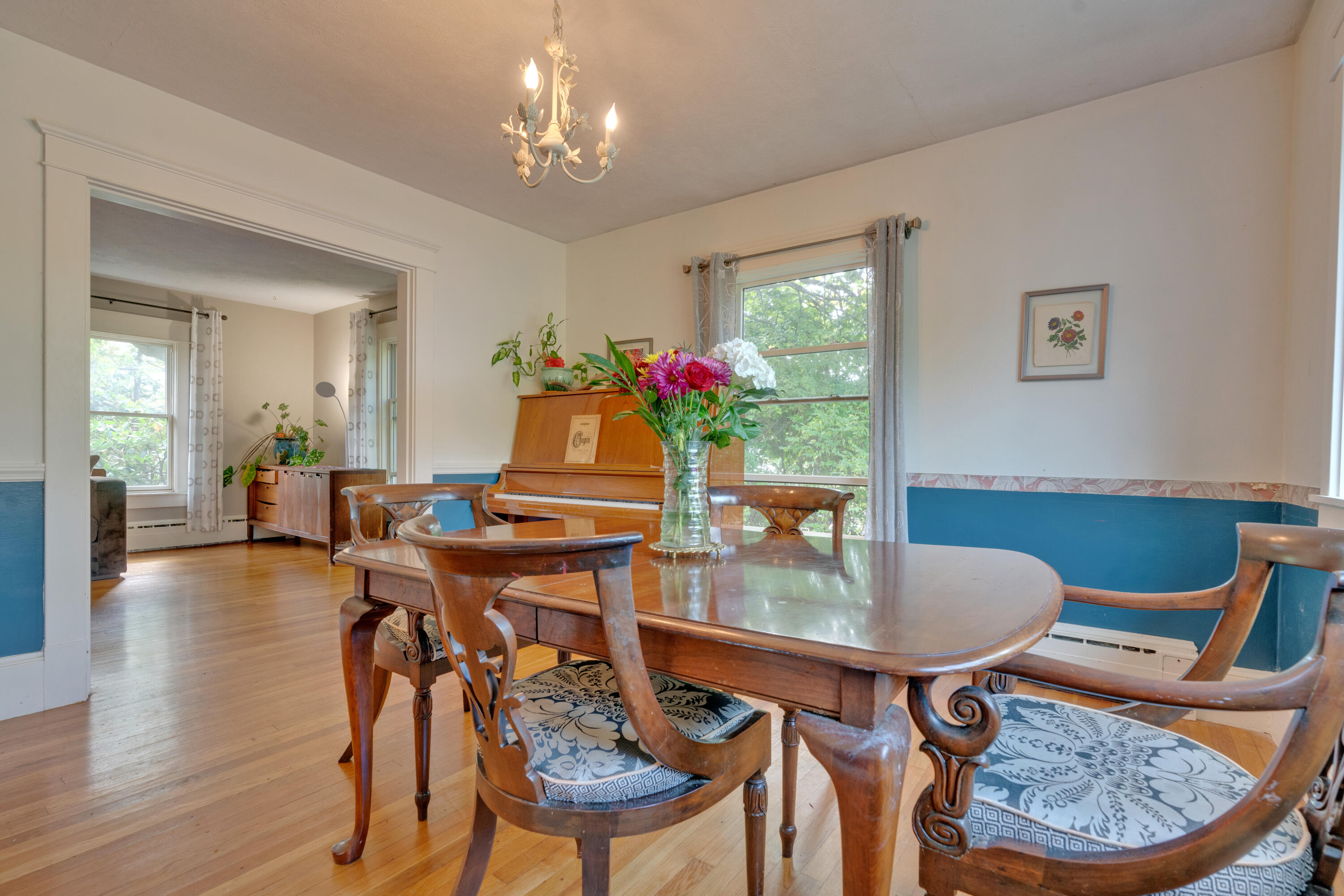 13 Sunset Road