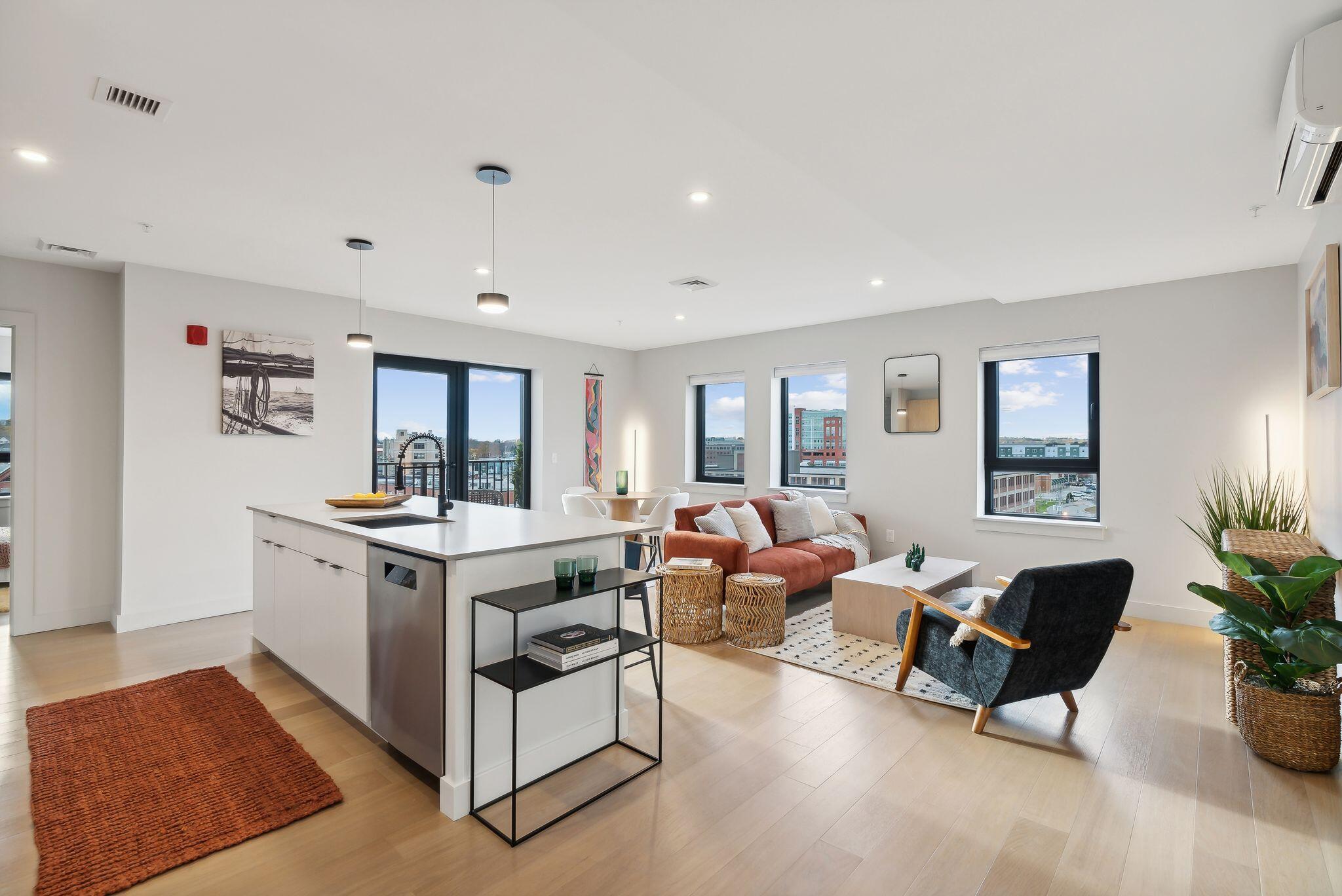 75 Chestnut Street, 506