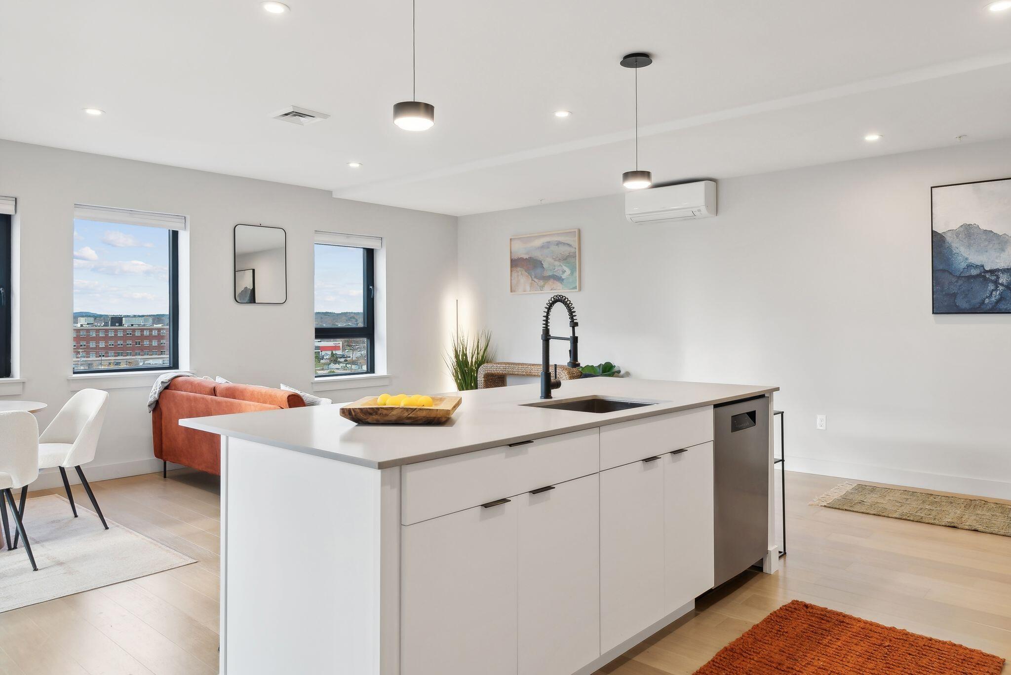 75 Chestnut Street, 506