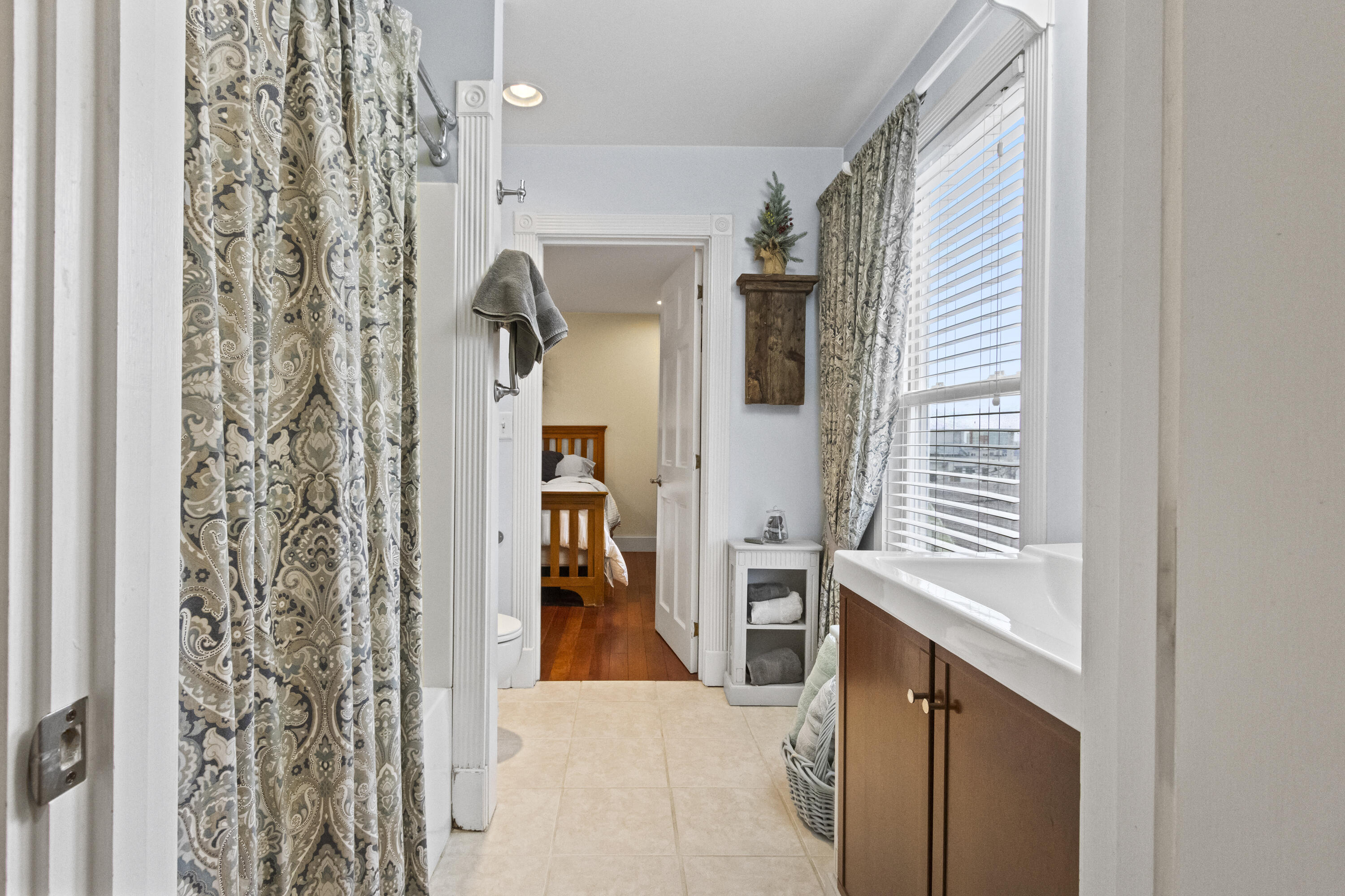 15 Anderson Street, 3
