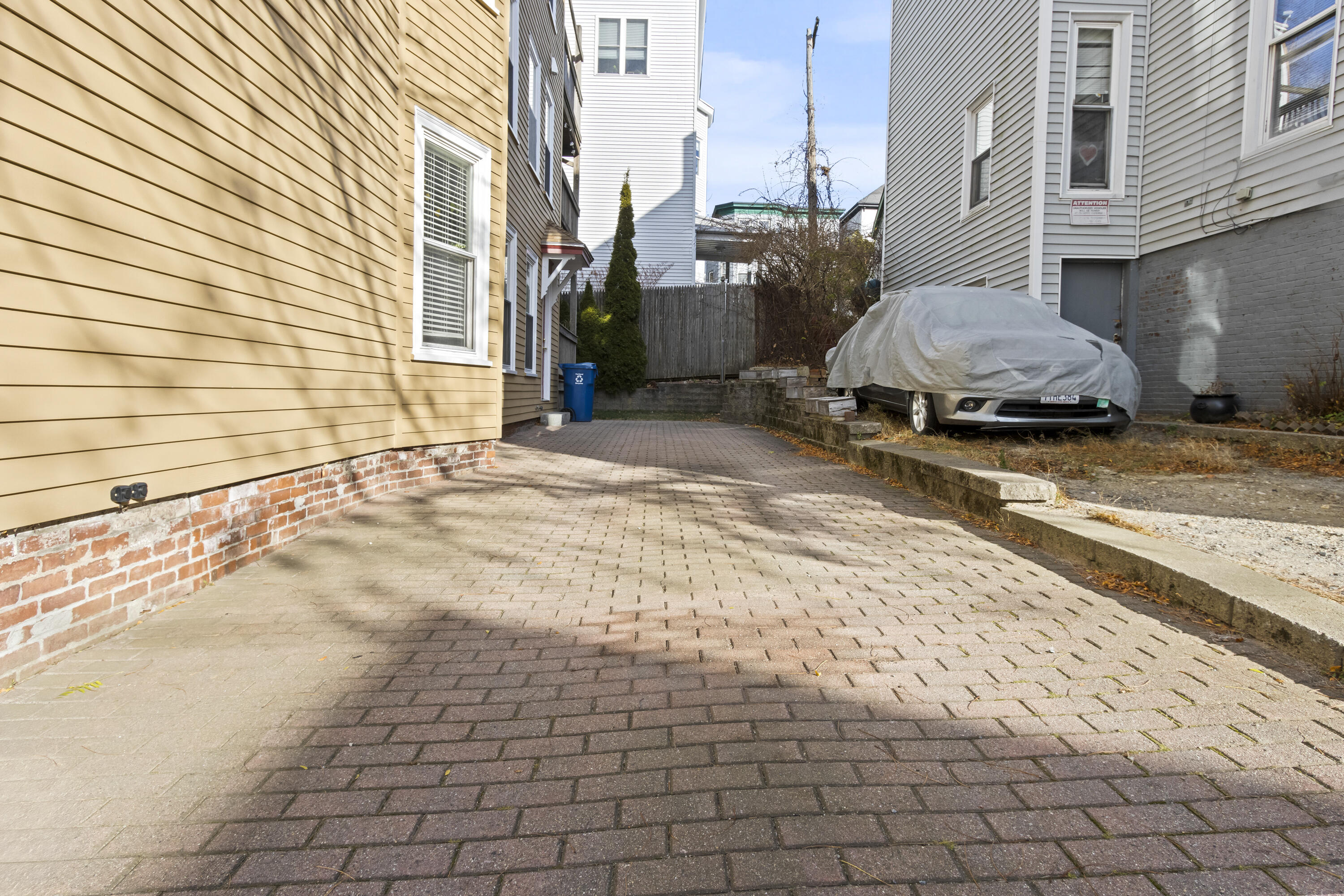 15 Anderson Street, 3