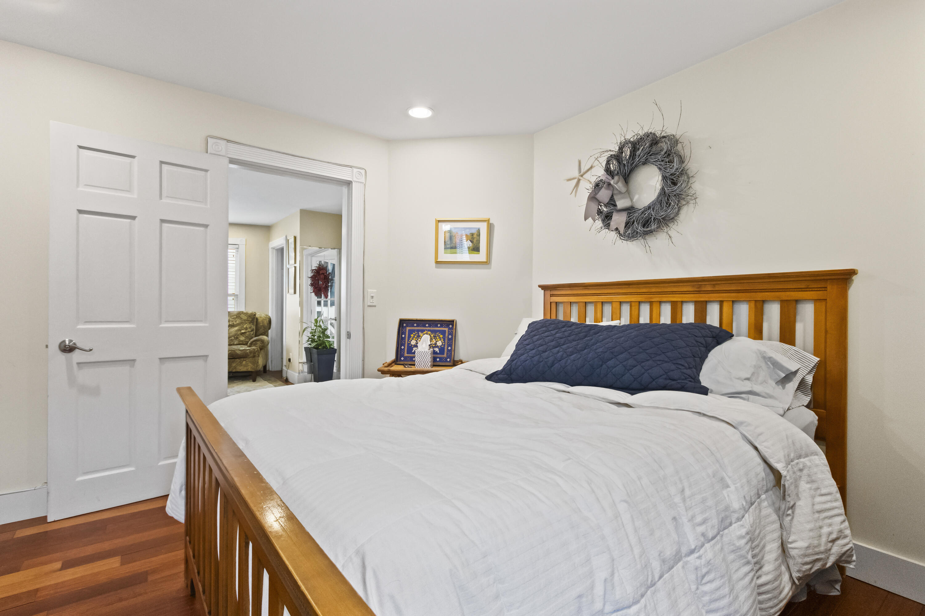 15 Anderson Street, 3