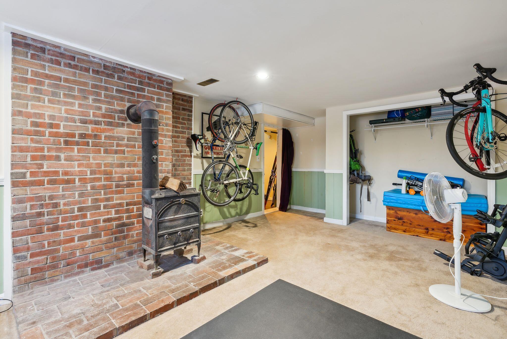 25 Merrill Road