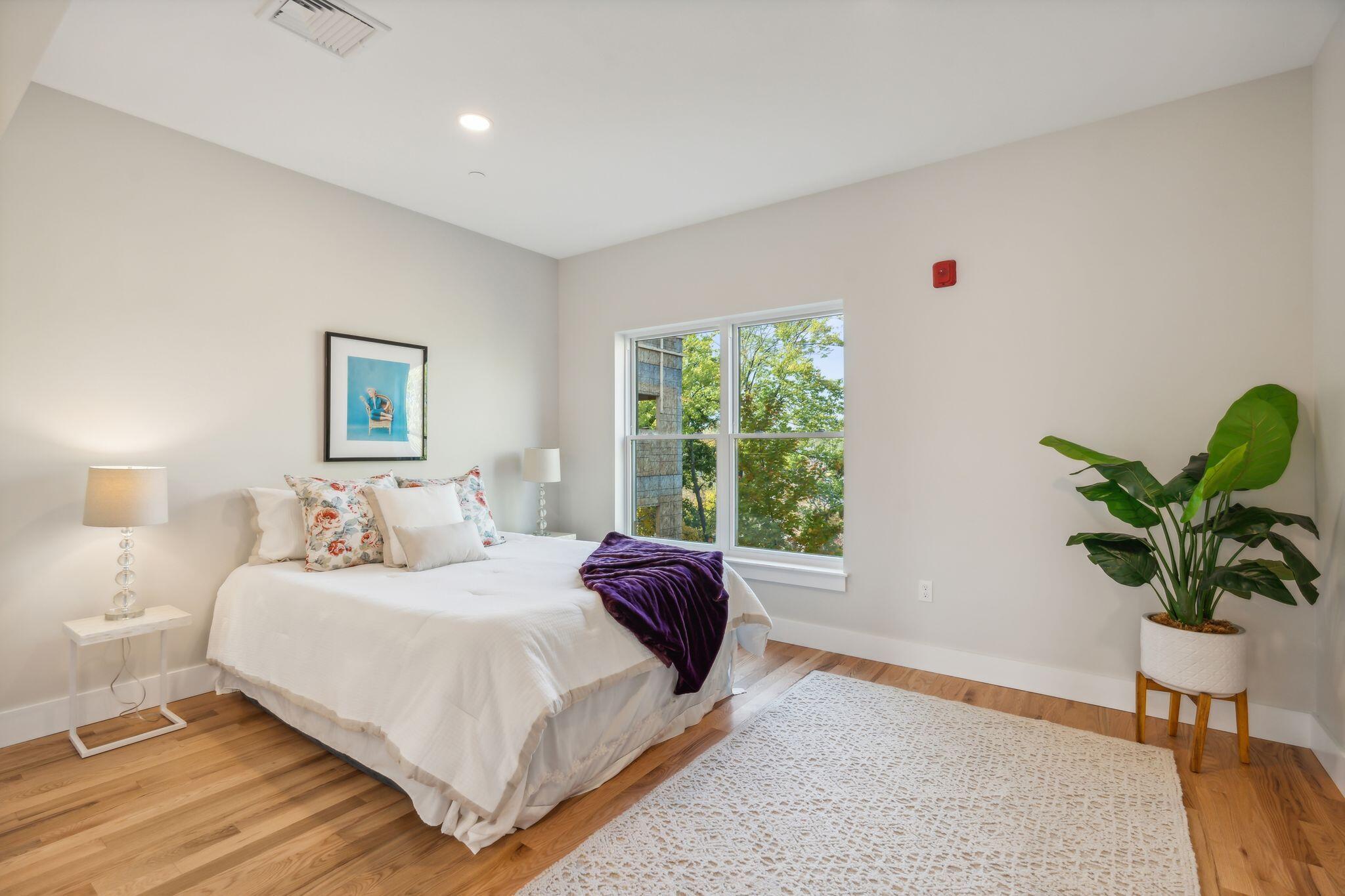 26 Upper Falls Road, 103