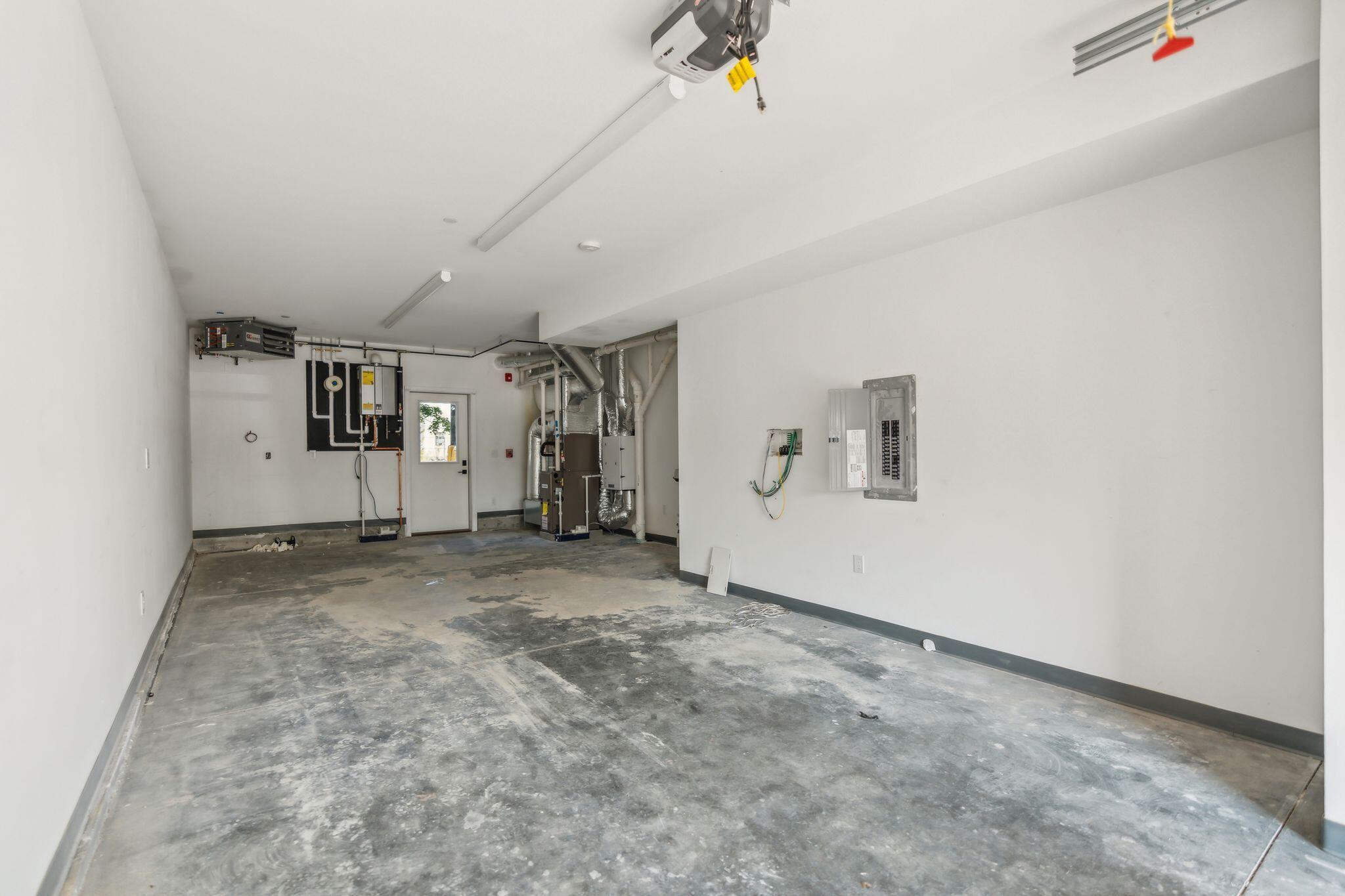 26 Upper Falls Road, 103