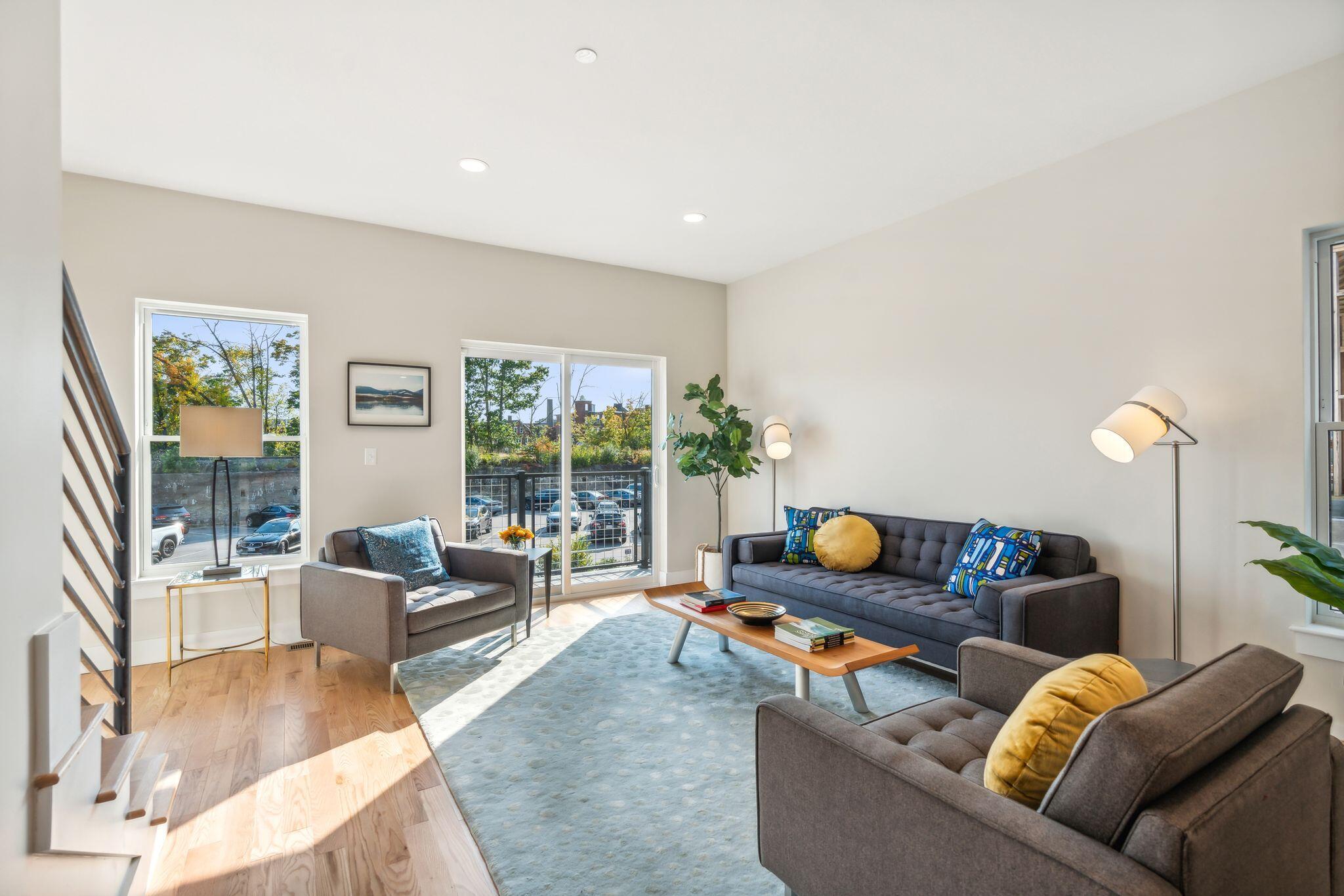 26 Upper Falls Road, 103