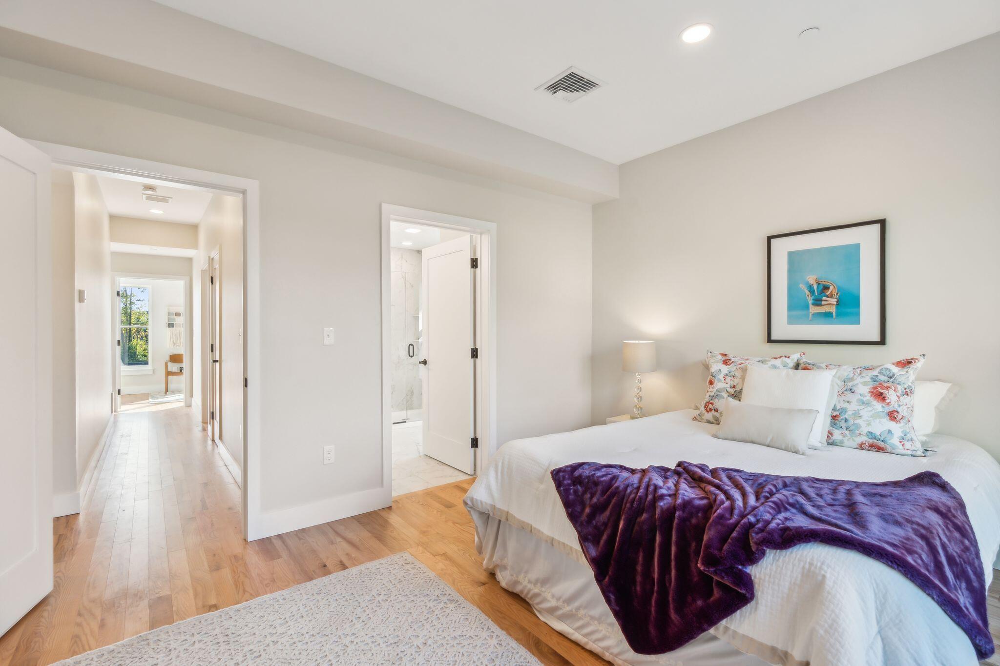 26 Upper Falls Road, 103