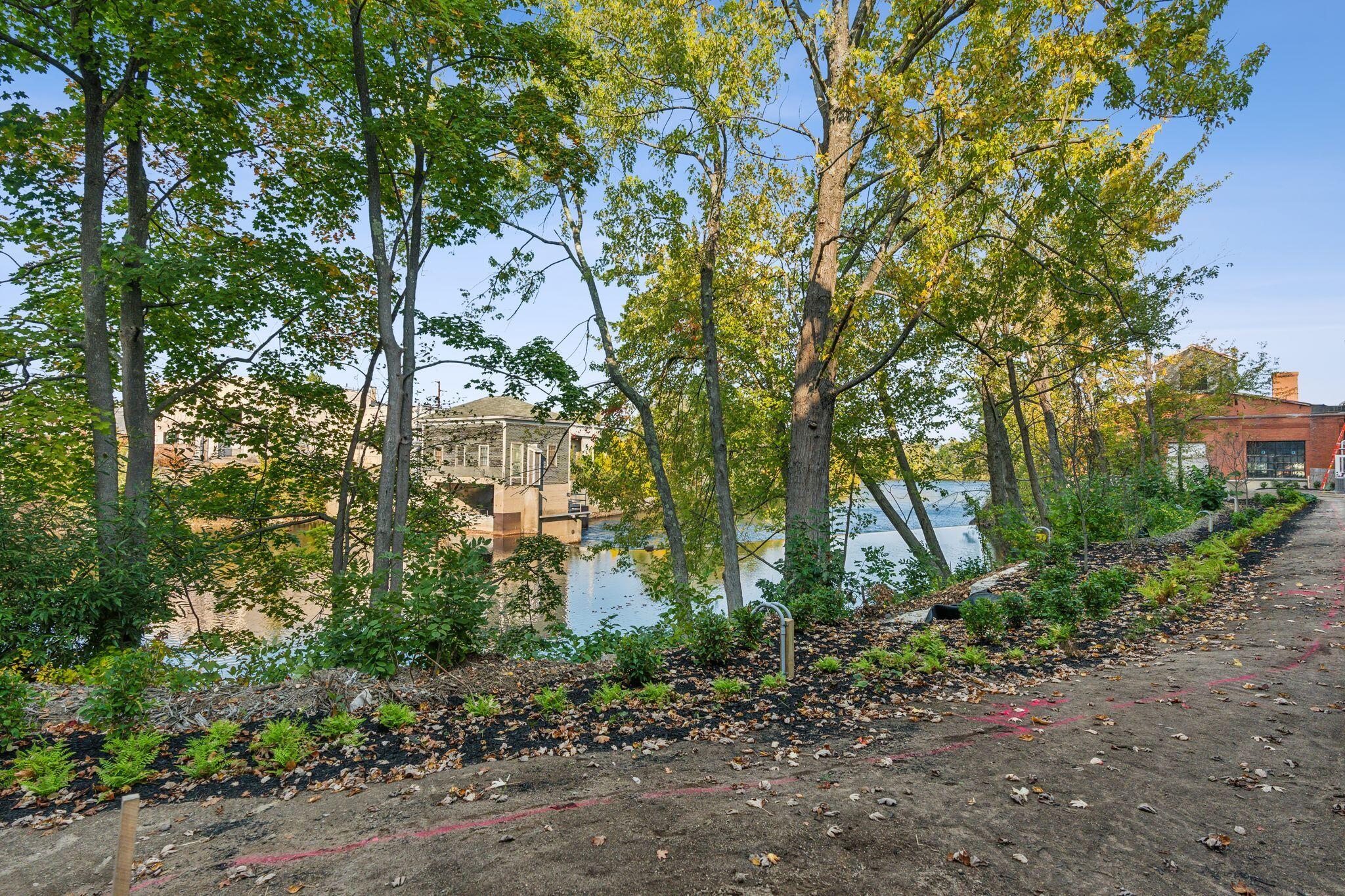 26 Upper Falls Road, 103