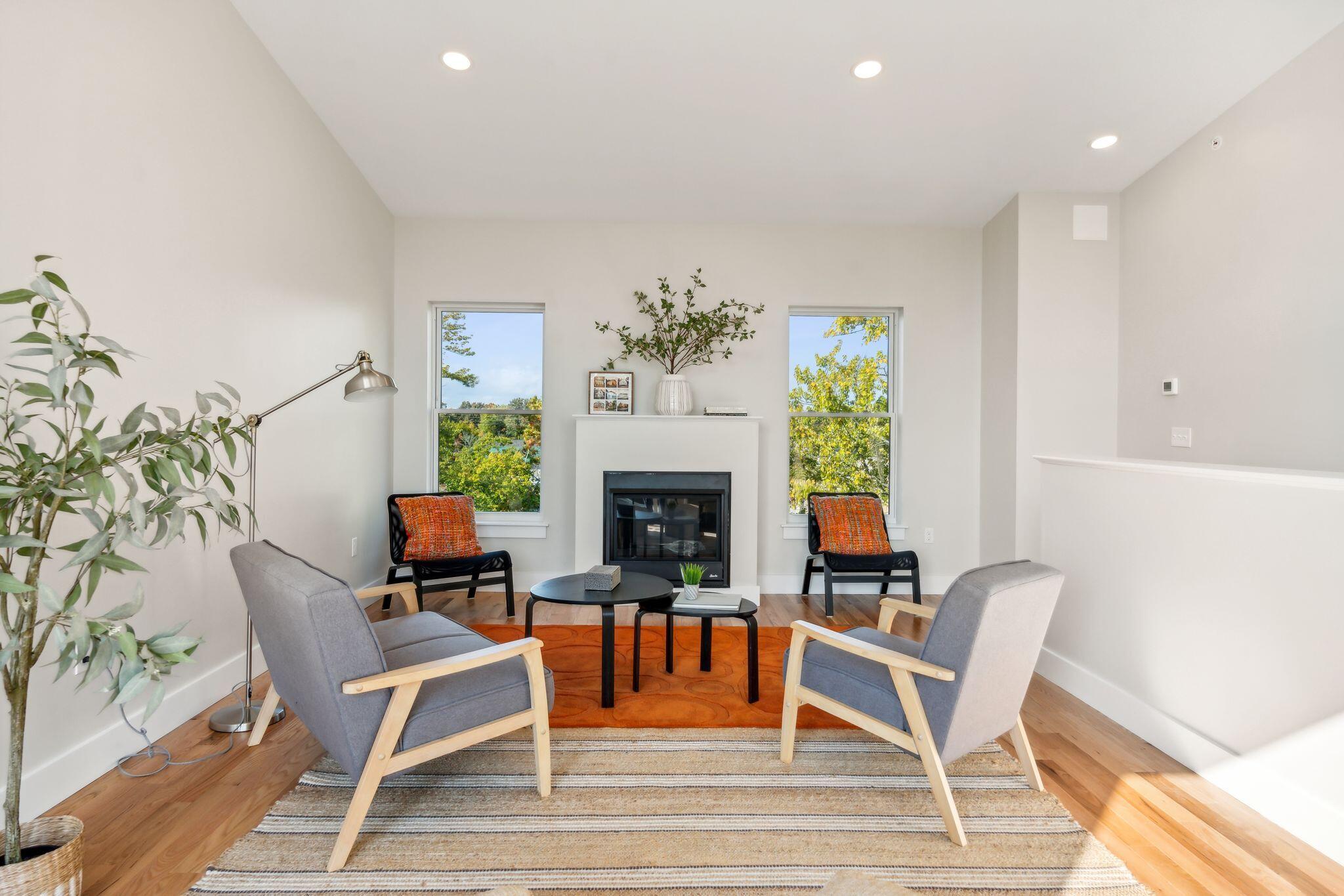 26 Upper Falls Road, 103