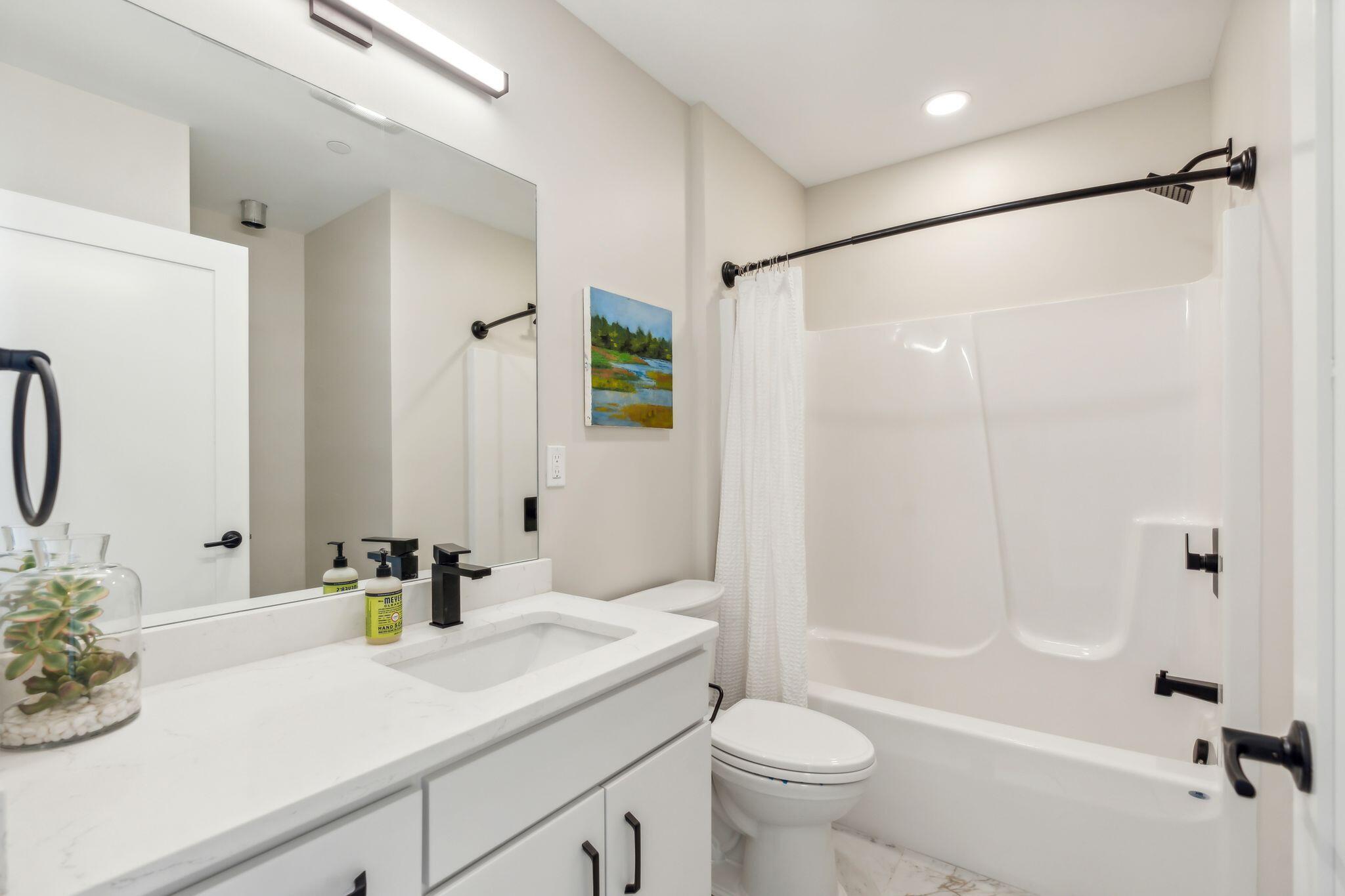 26 Upper Falls Road, 103