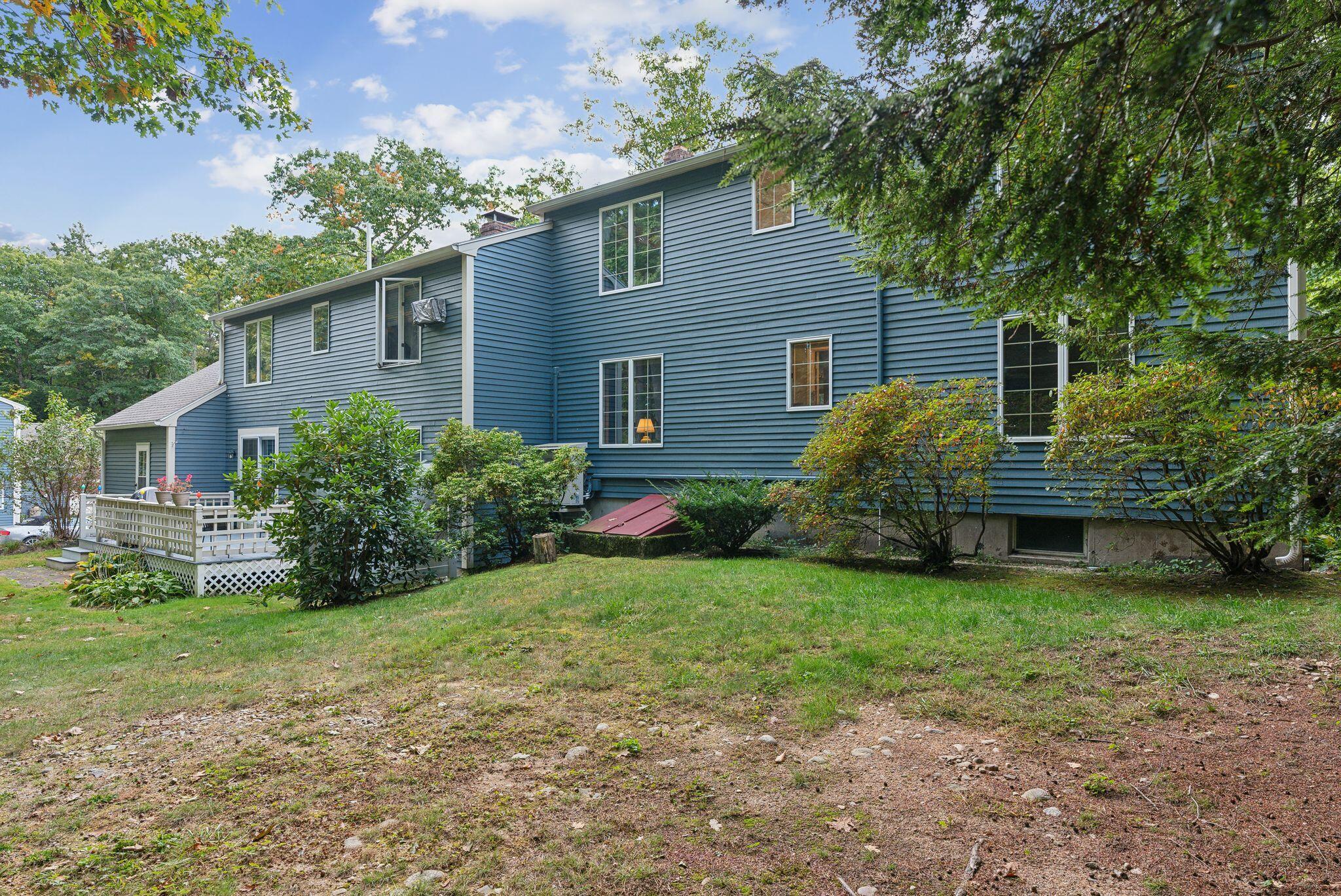 10 Azalea Lane, 10
