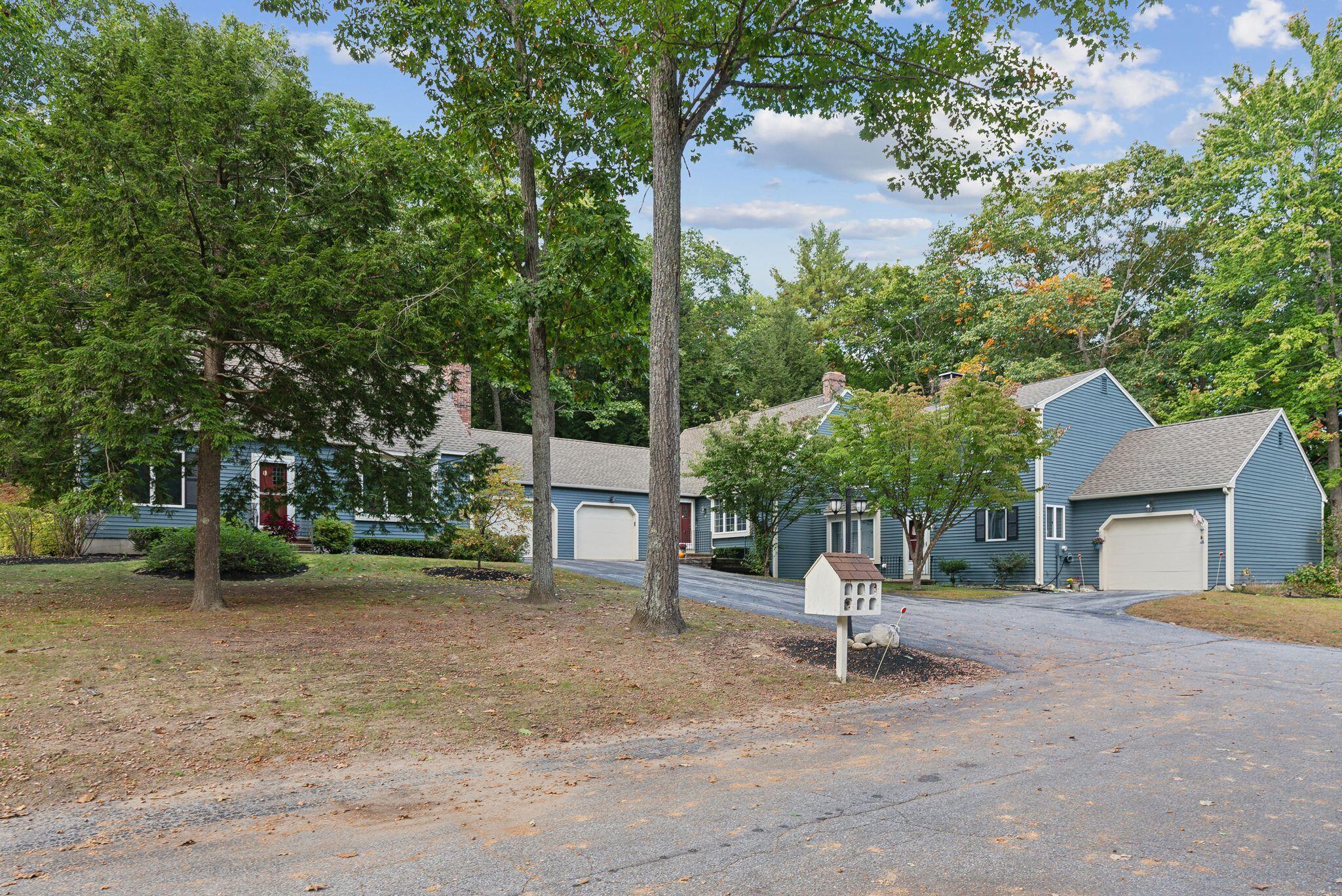 10 Azalea Lane, 10
