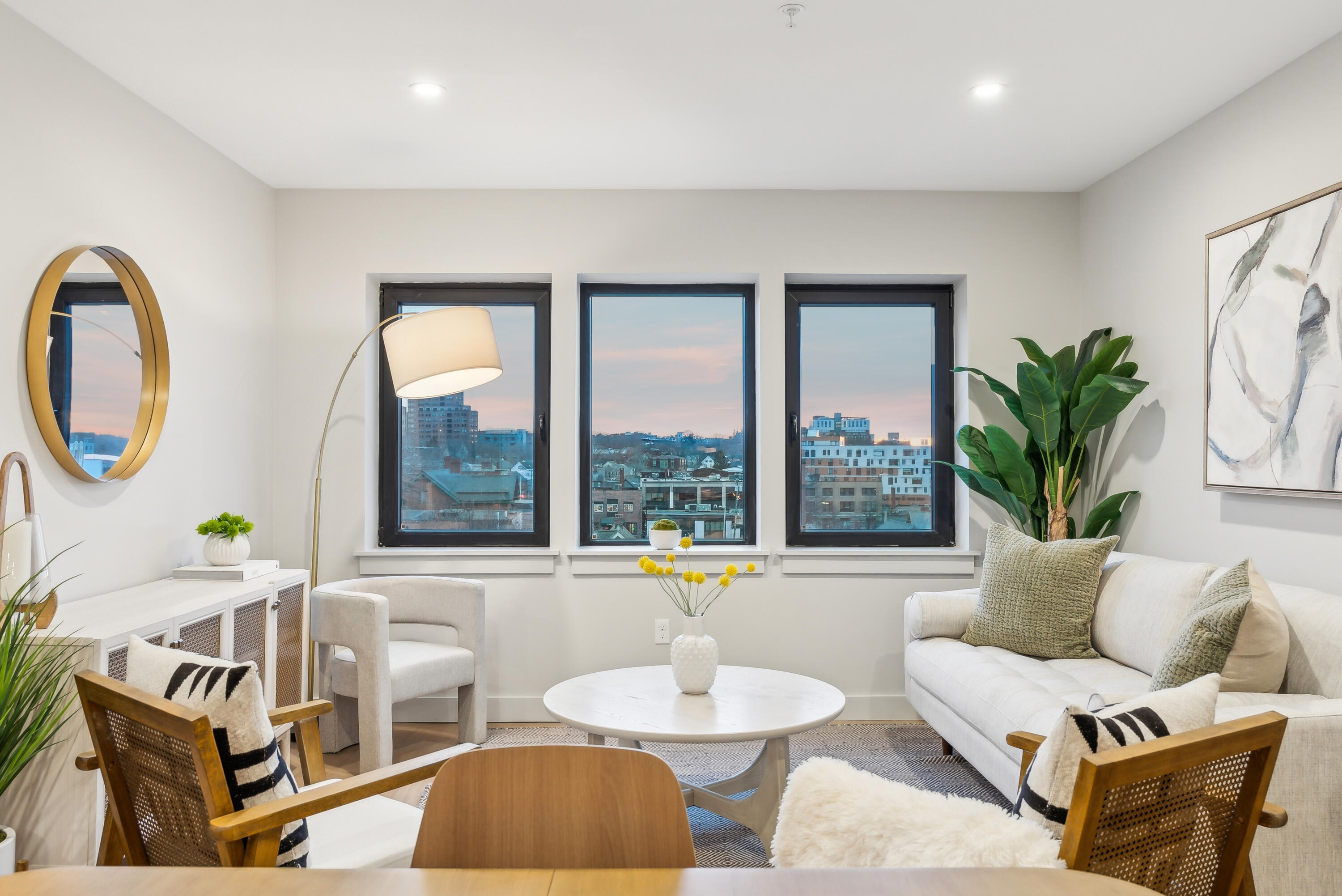 75 Chestnut Street, 603