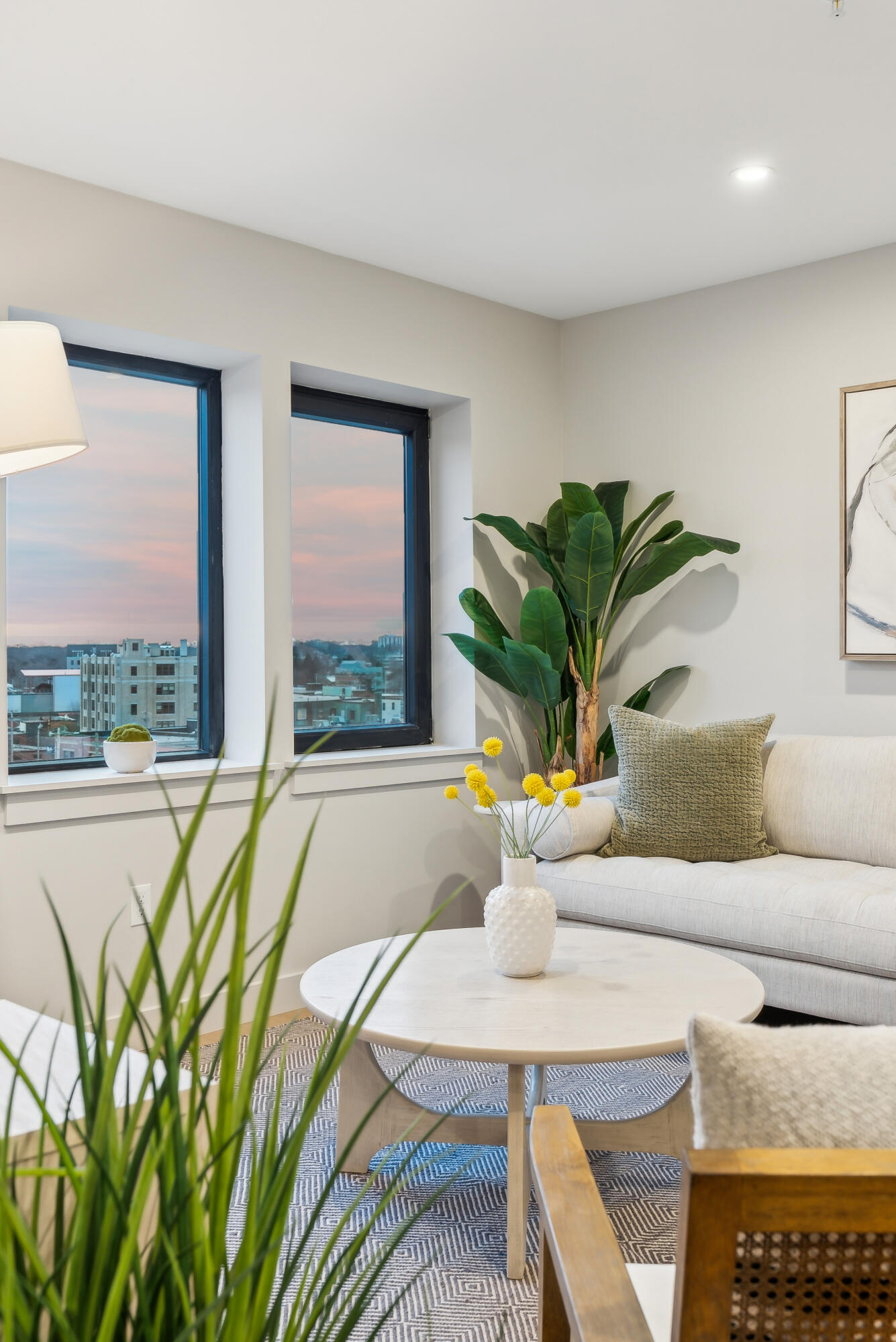 75 Chestnut Street, 603