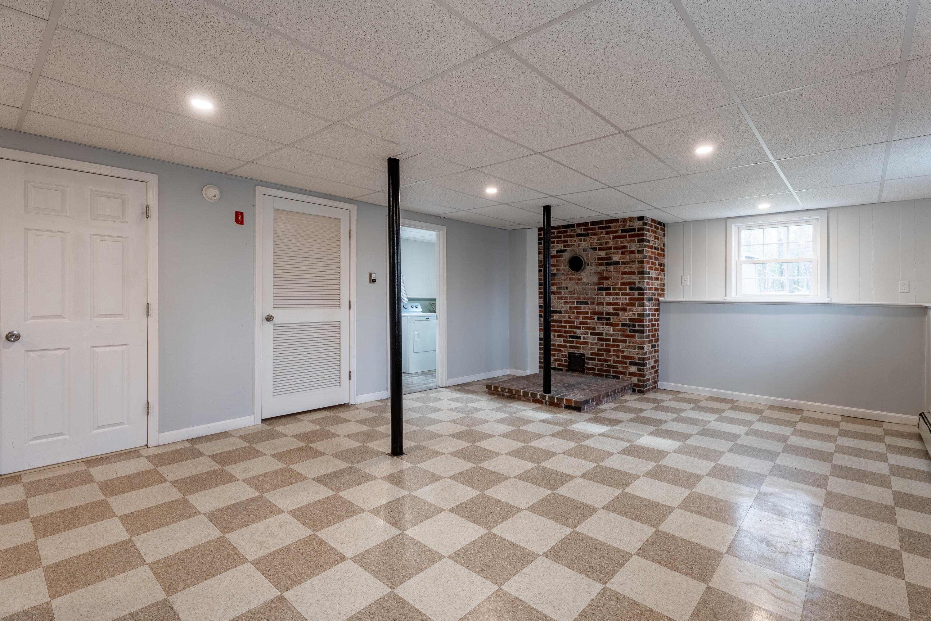 90 Edgewood Avenue