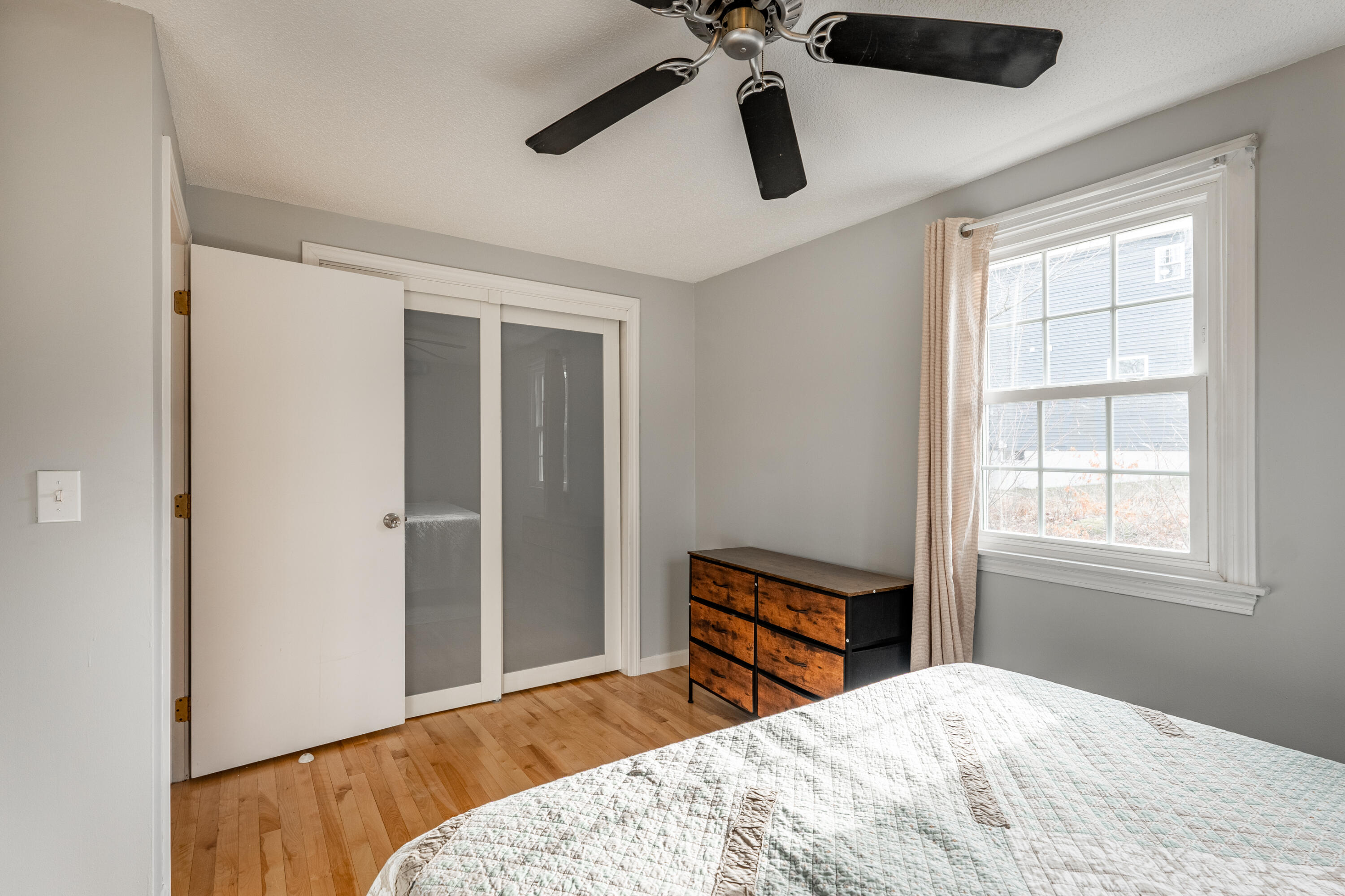 90 Edgewood Avenue