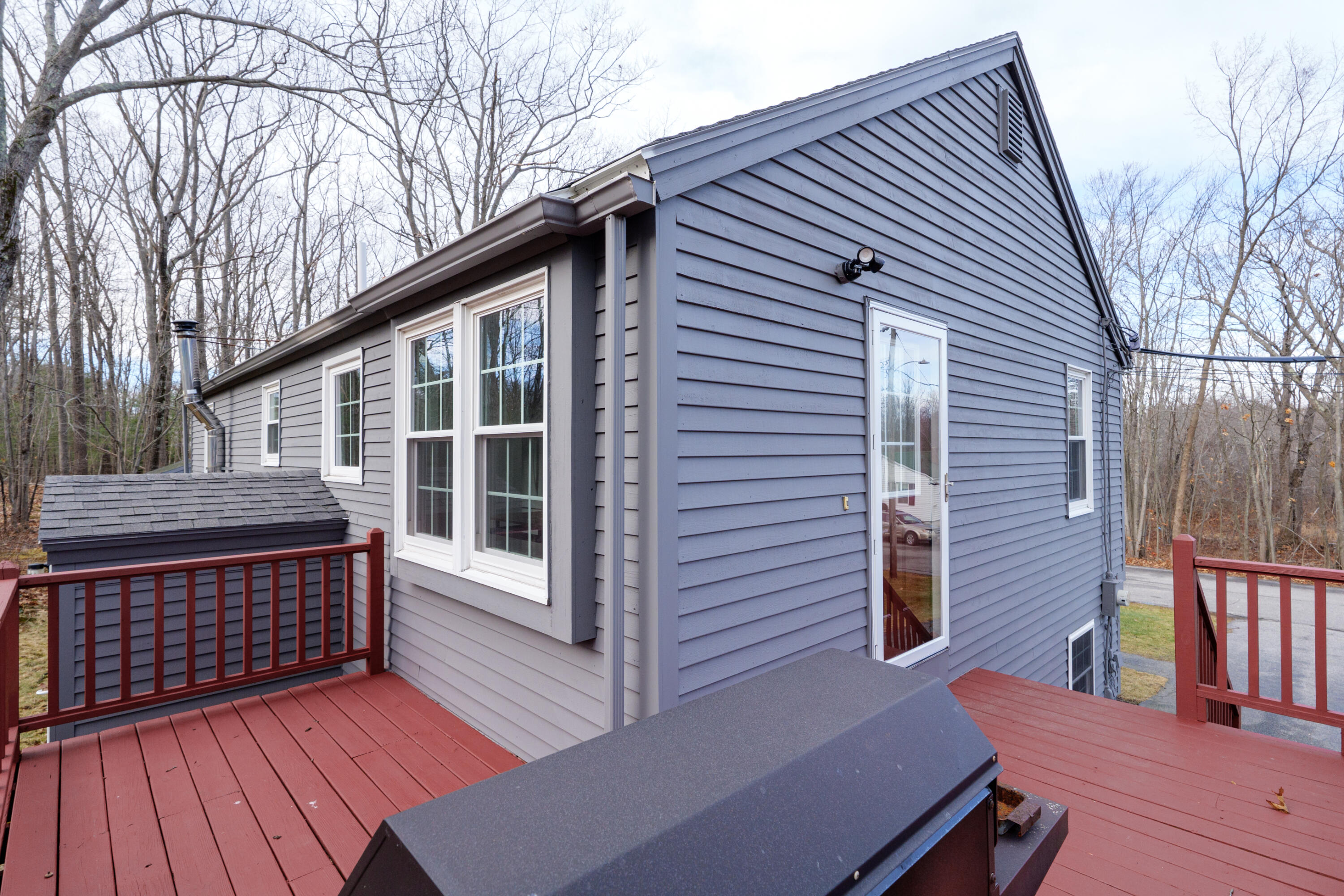 90 Edgewood Avenue