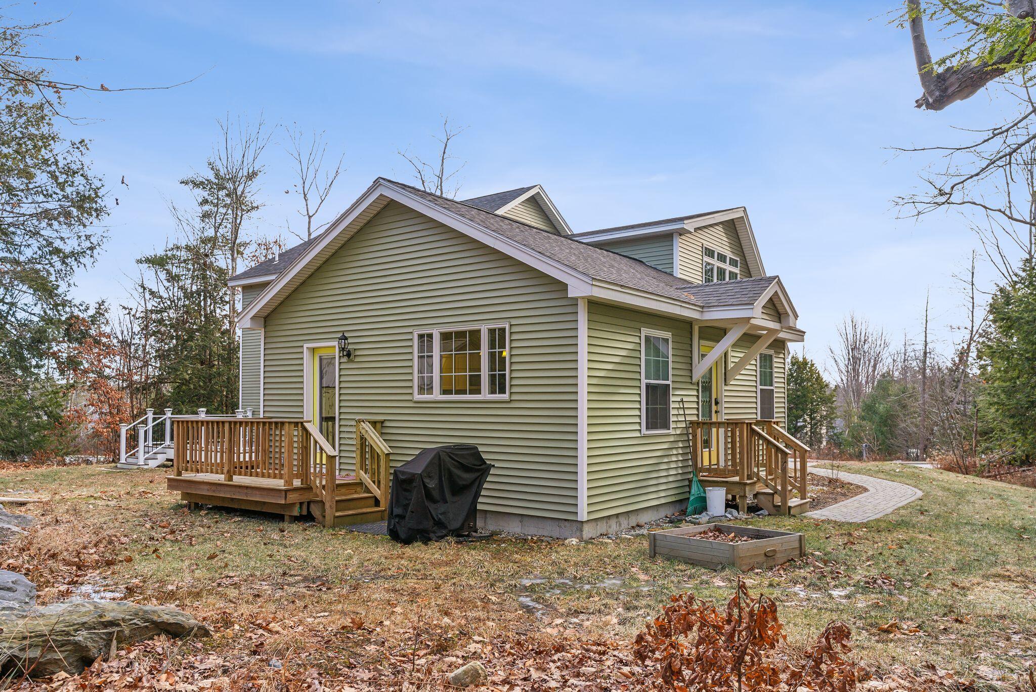 16 Berkshire Way