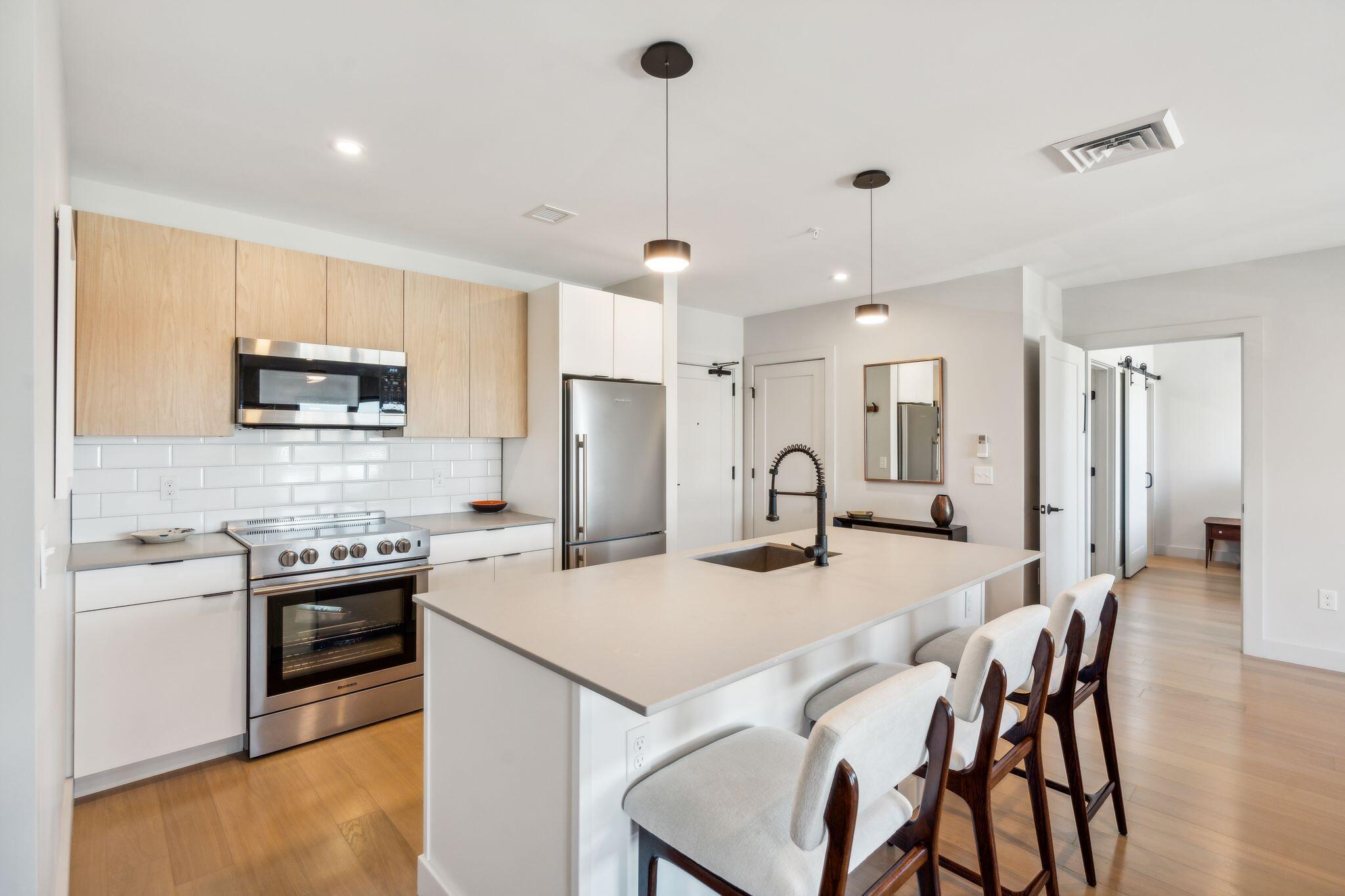 75 Chestnut Street, 510