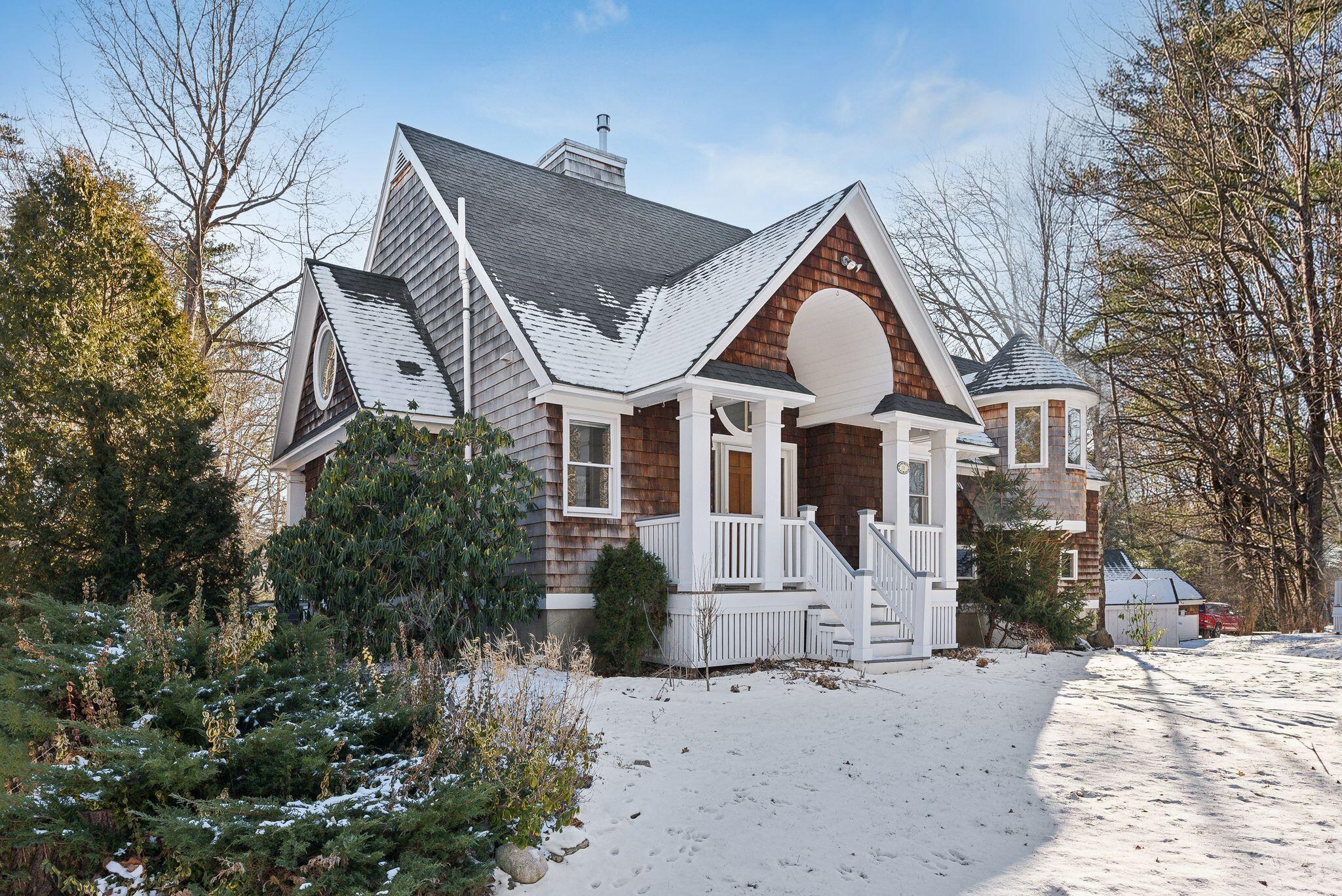 11 Porch Street