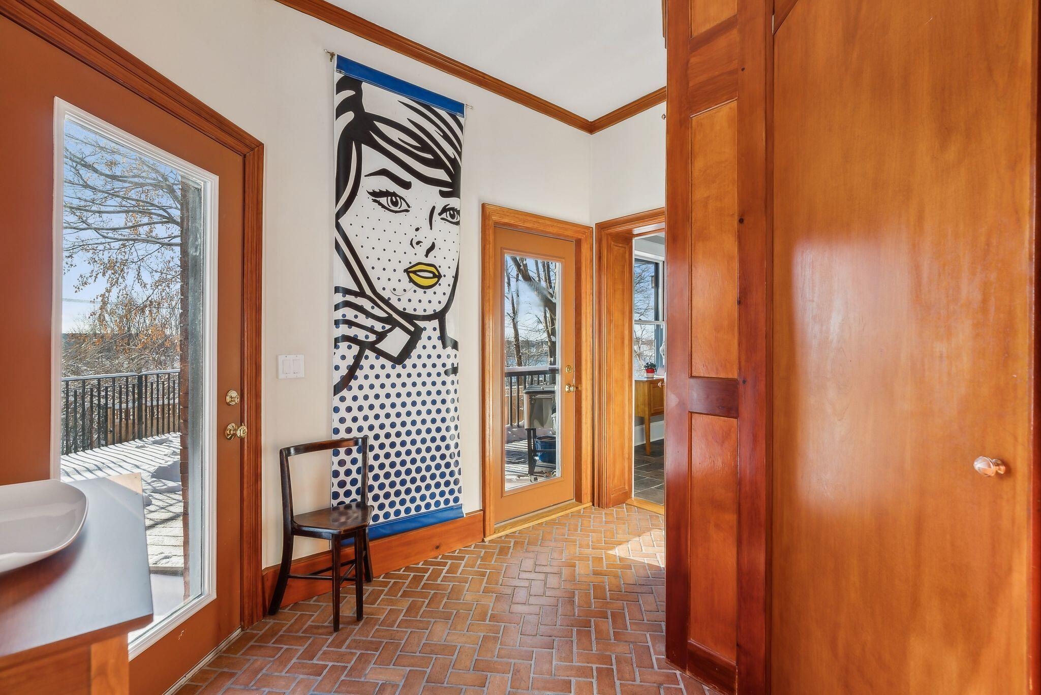 48 Western Promenade