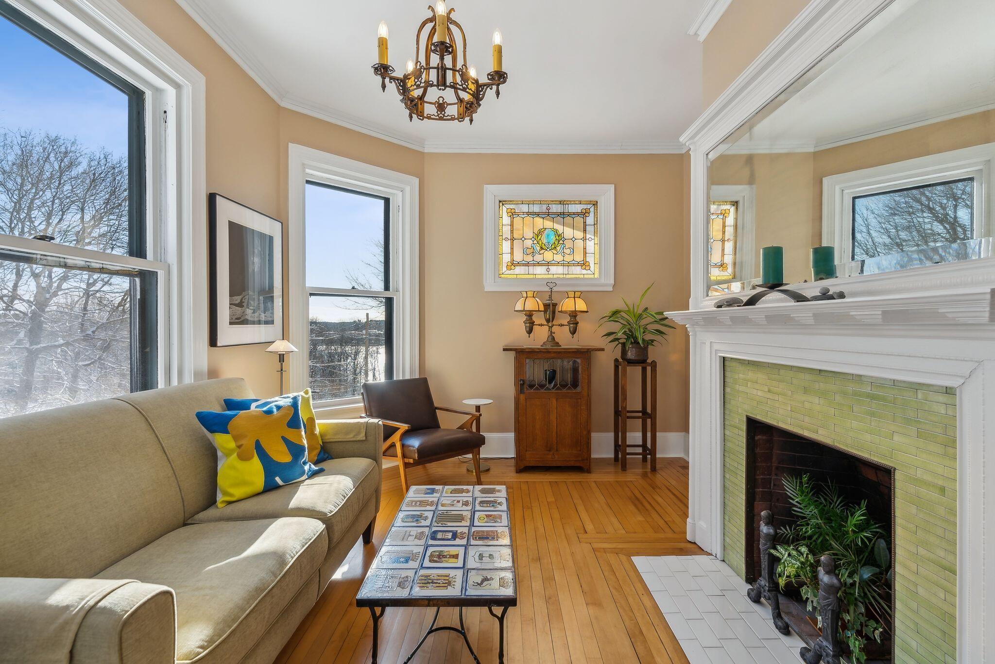 48 Western Promenade
