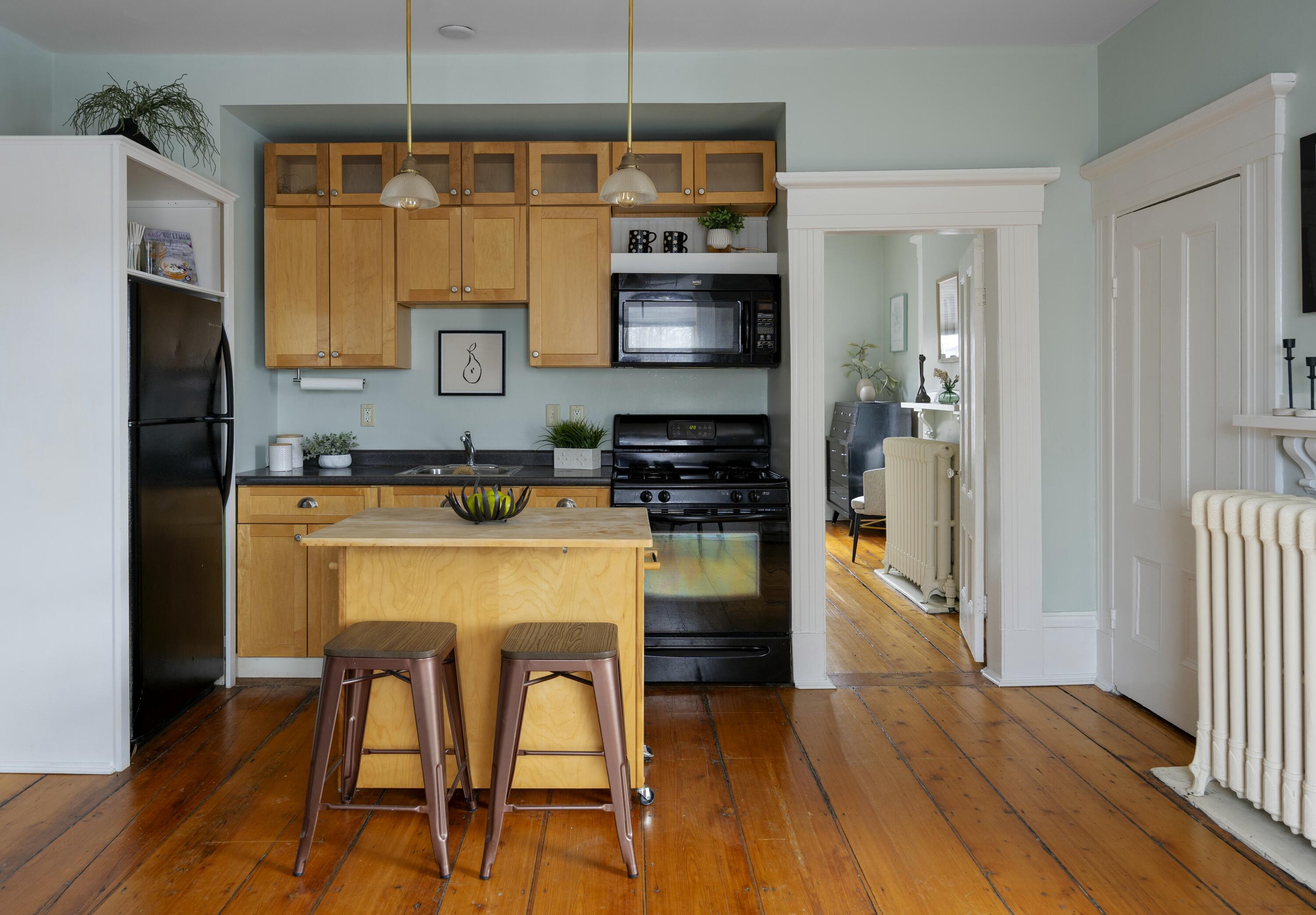167 Danforth Street, 3