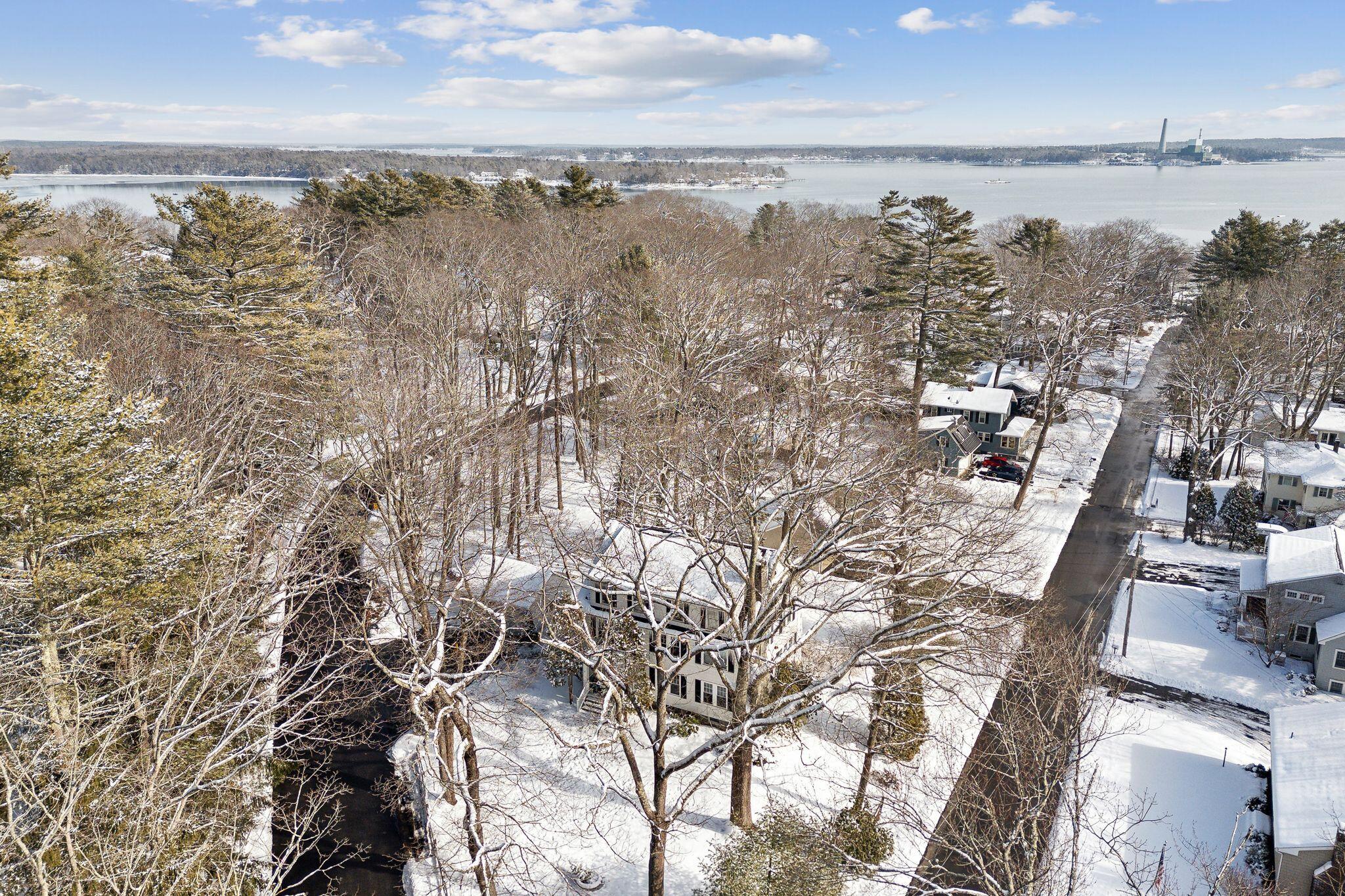 4 Concord Circle