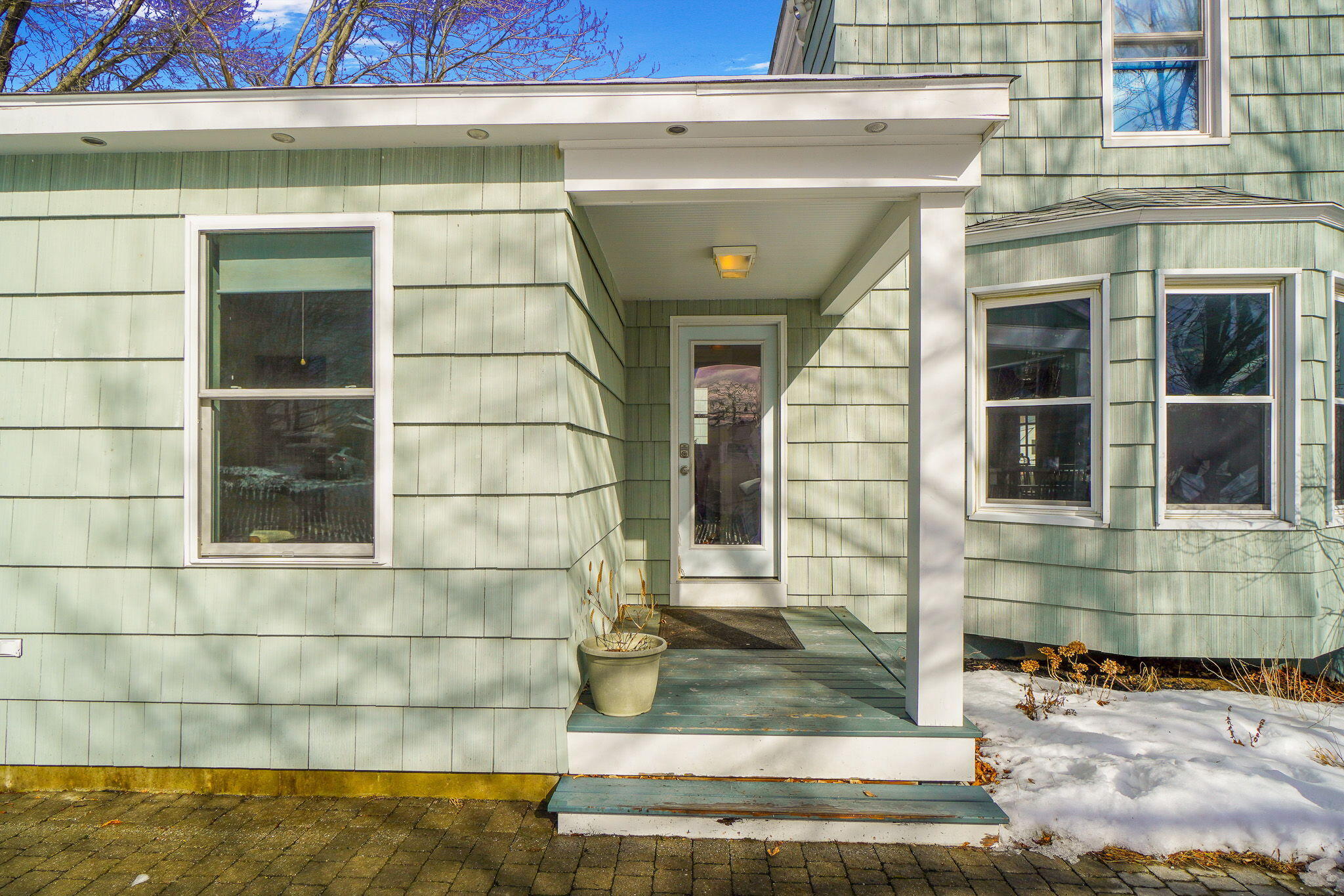 11 Grandview Avenue