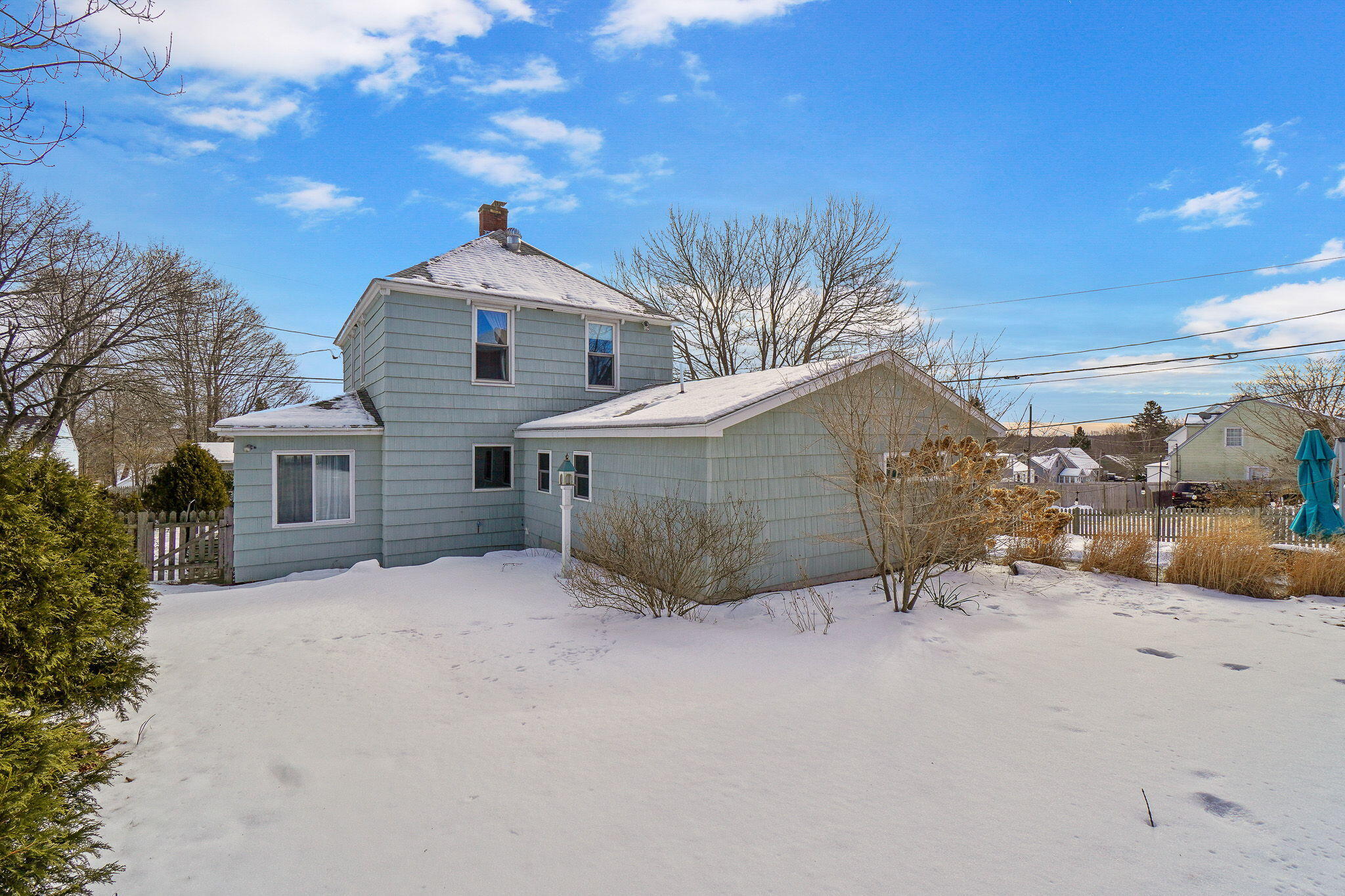 11 Grandview Avenue